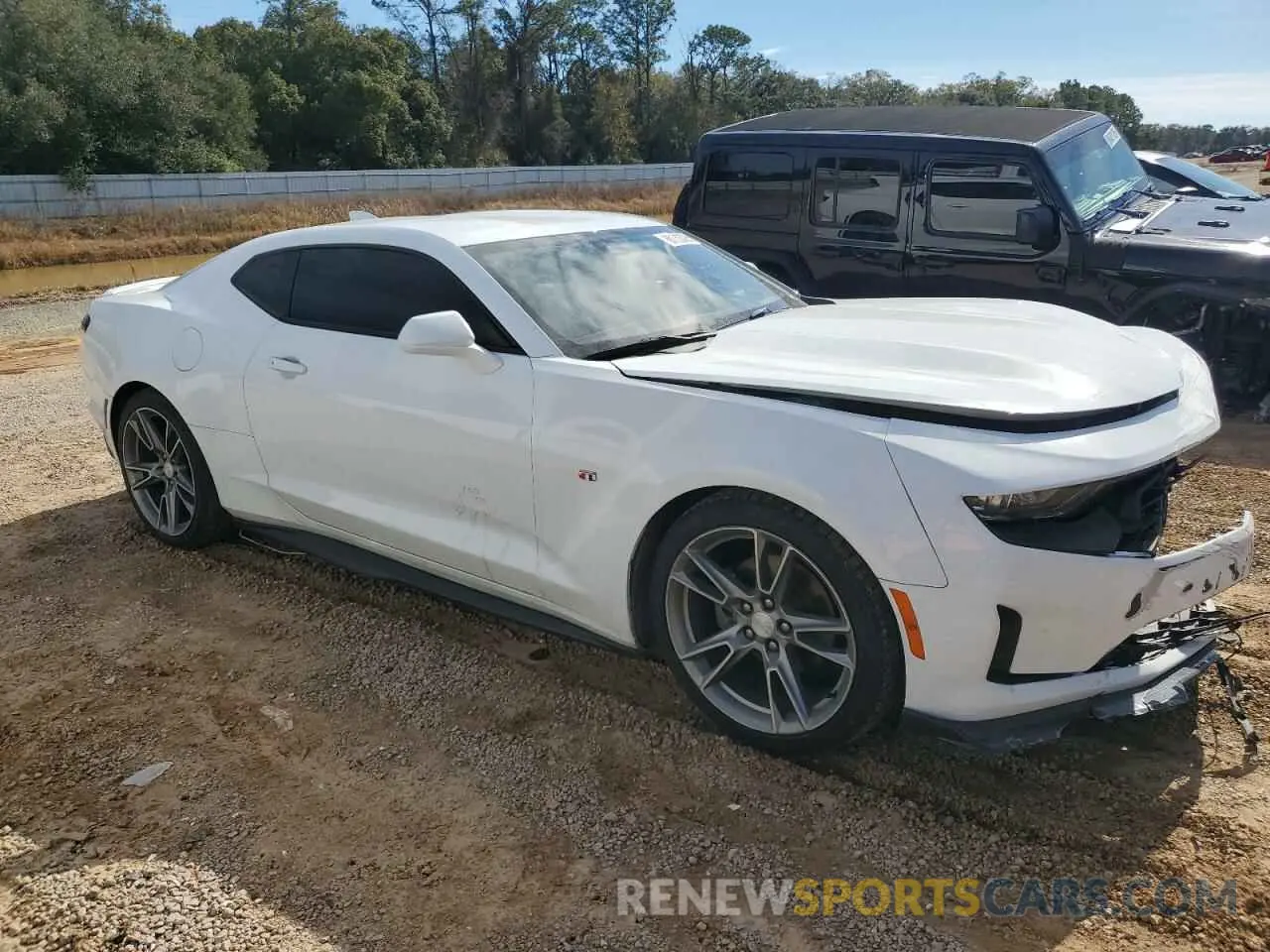 4 Photograph of a damaged car 1G1FD1RS0K0119462 CHEVROLET CAMARO 2019