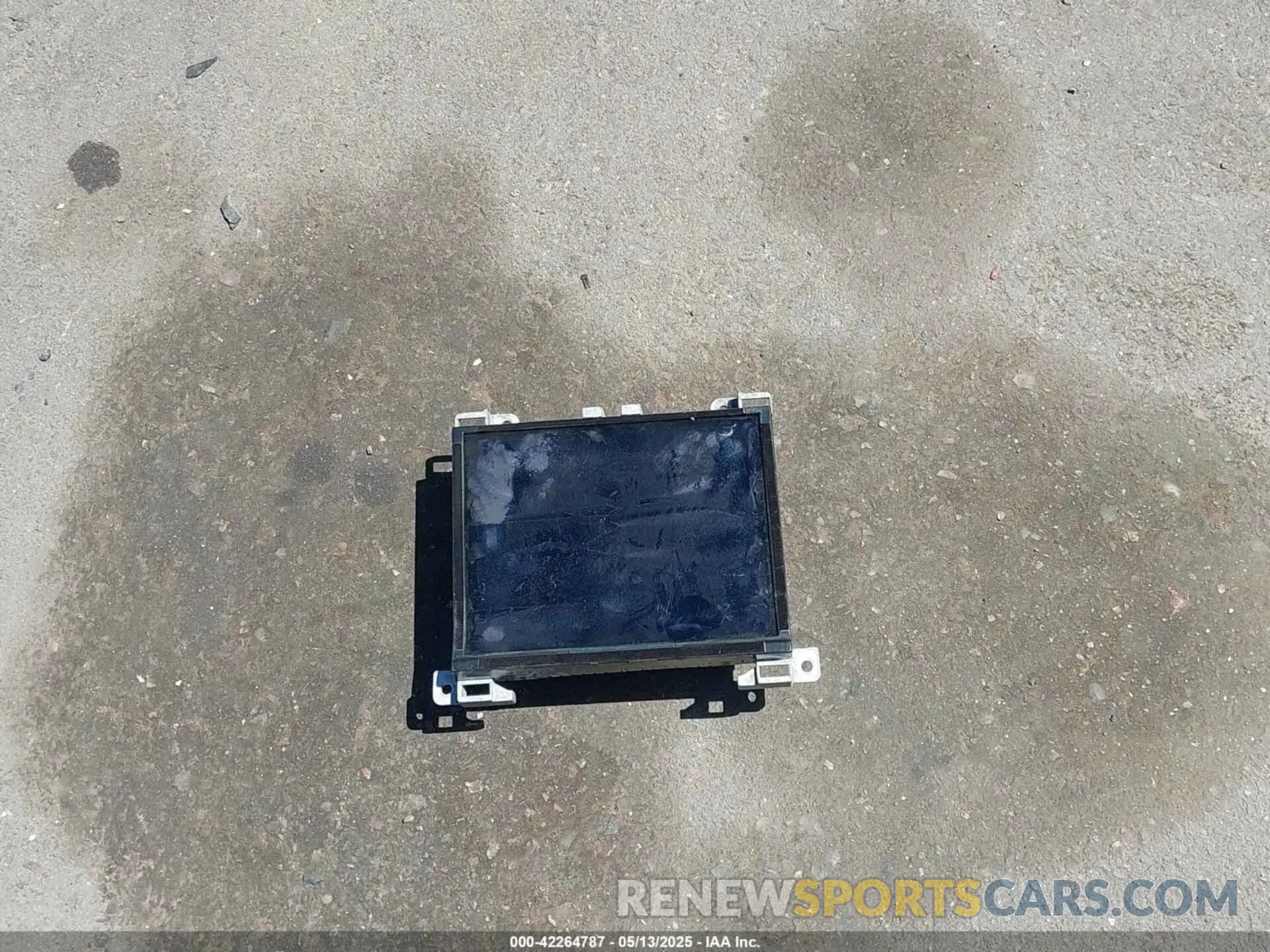12 Photograph of a damaged car 1G1FD1RX0K0145376 CHEVROLET CAMARO 2019