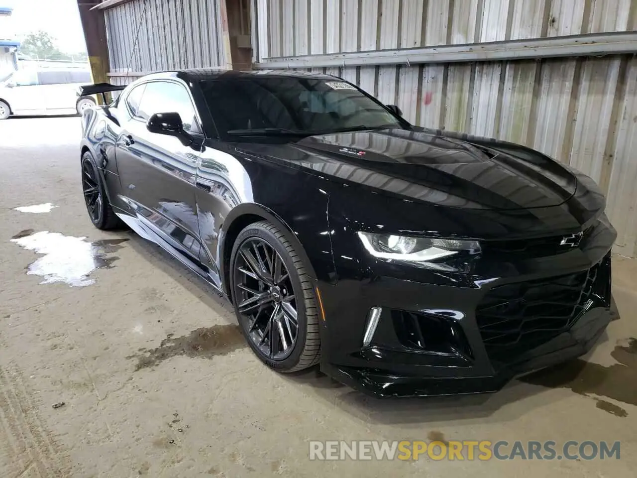 4 Photograph of a damaged car 1G1FE1R71K0103425 CHEVROLET CAMARO 2019