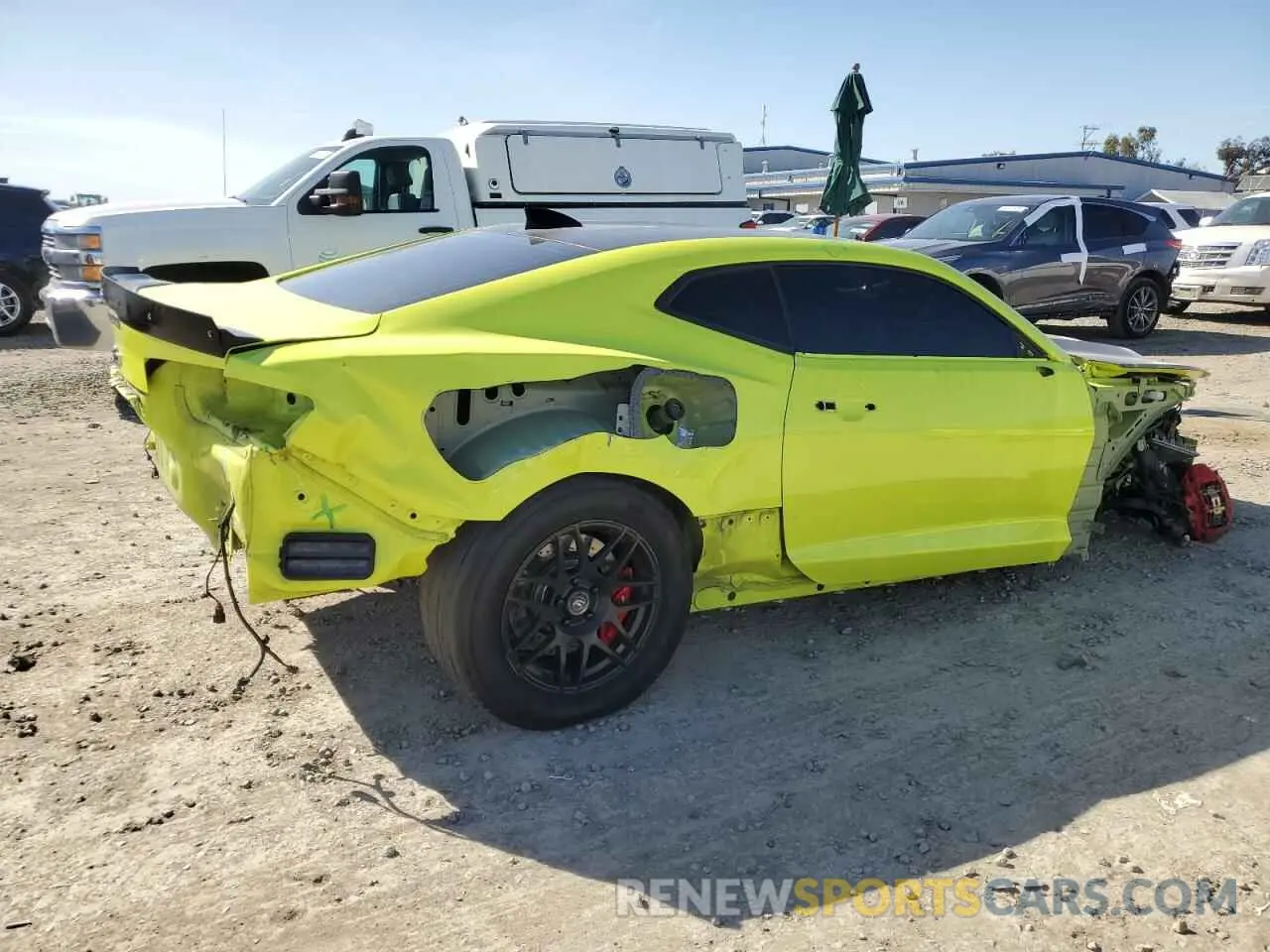 3 Фотография поврежденного автомобиля 1G1FE1R76K0142219 CHEVROLET CAMARO 2019