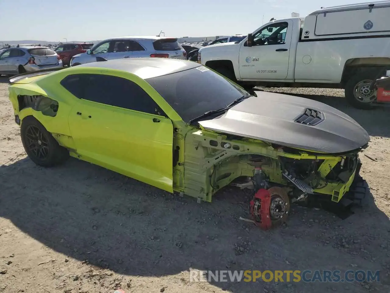 4 Фотография поврежденного автомобиля 1G1FE1R76K0142219 CHEVROLET CAMARO 2019
