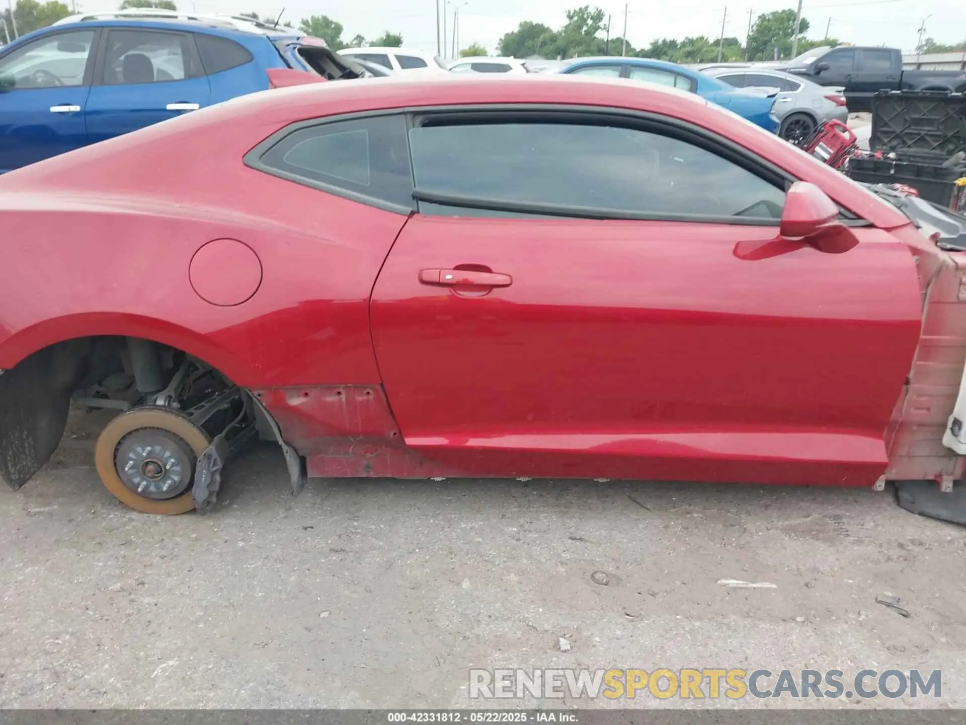 13 Photograph of a damaged car 1G1FF1R70K0154850 CHEVROLET CAMARO 2019