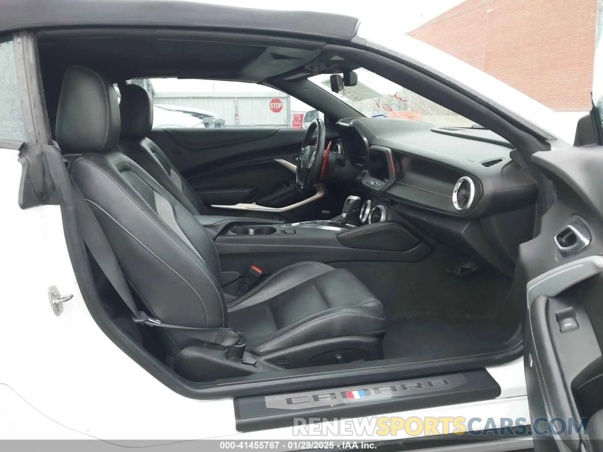 5 Photograph of a damaged car 1G1FH3D74K0137112 CHEVROLET CAMARO 2019