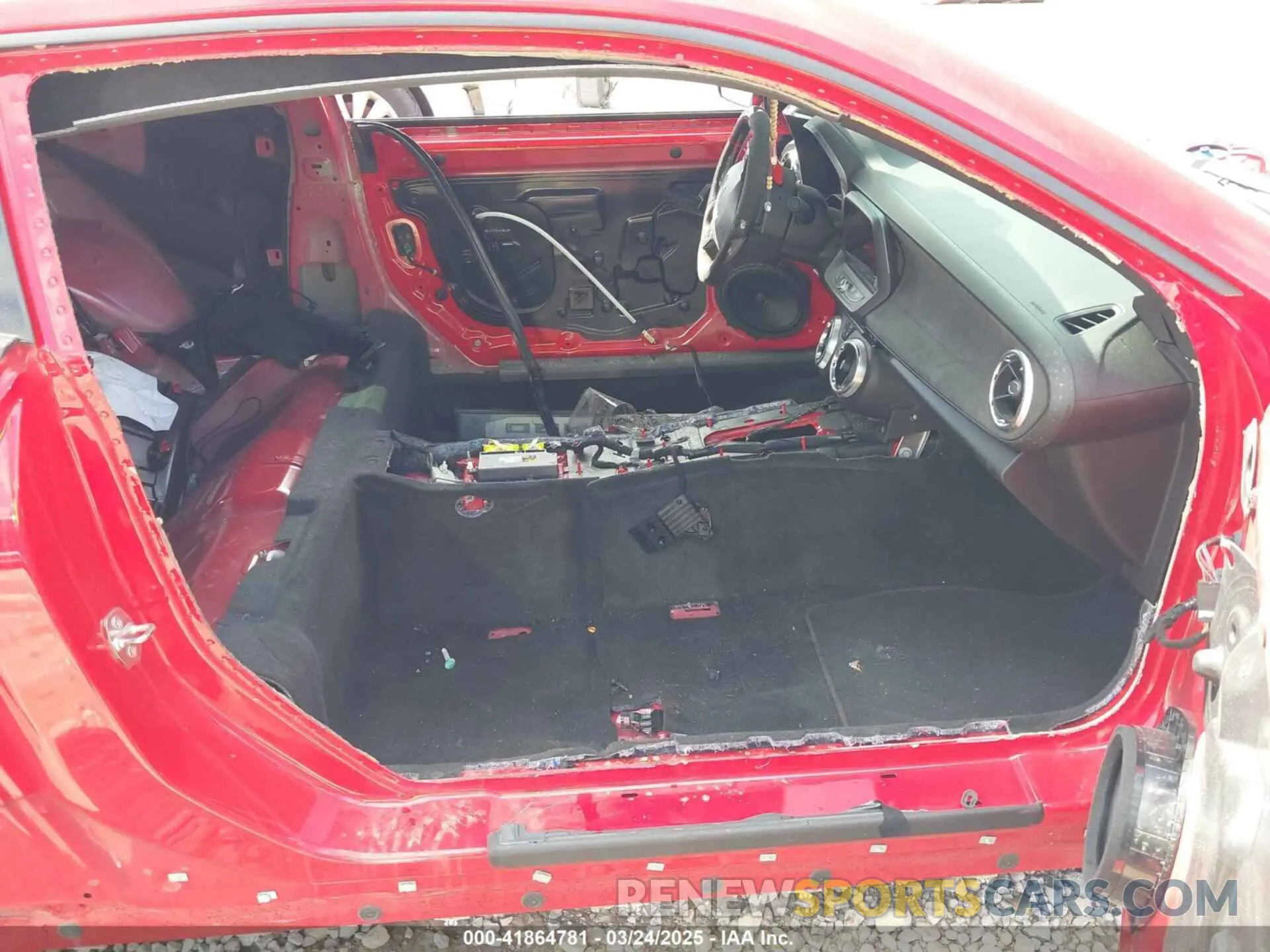 5 Photograph of a damaged car 1G1FJ1R63K0122724 CHEVROLET CAMARO 2019