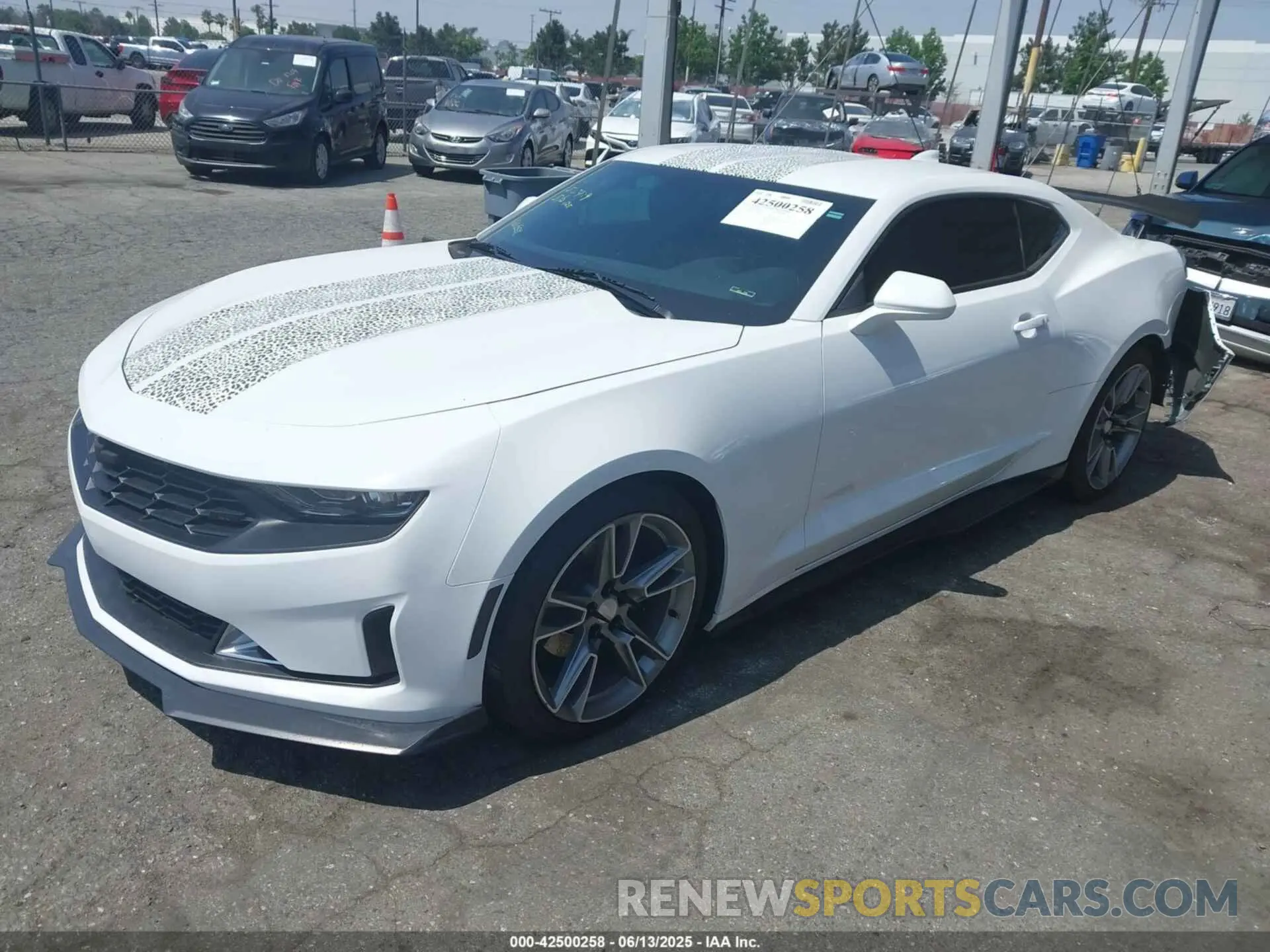 2 Photograph of a damaged car 1G1FA1RS5L0145162 CHEVROLET CAMARO 2020