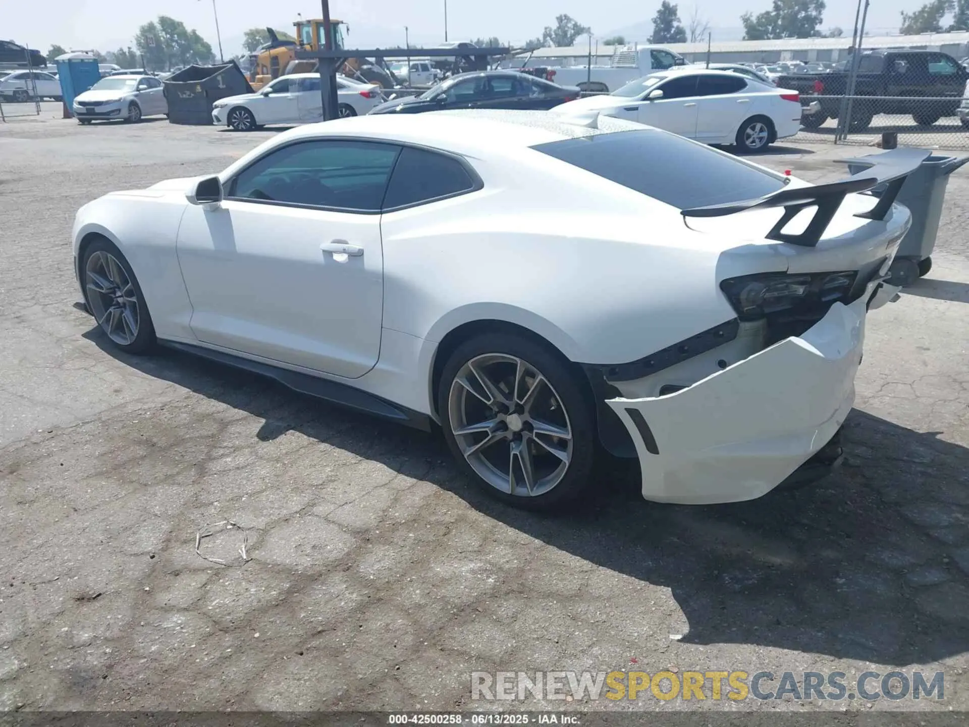 3 Photograph of a damaged car 1G1FA1RS5L0145162 CHEVROLET CAMARO 2020