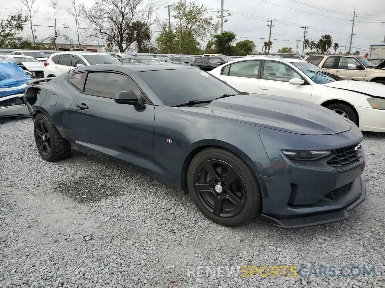 4 Photograph of a damaged car 1G1FB1RS1L0105237 CHEVROLET CAMARO 2020