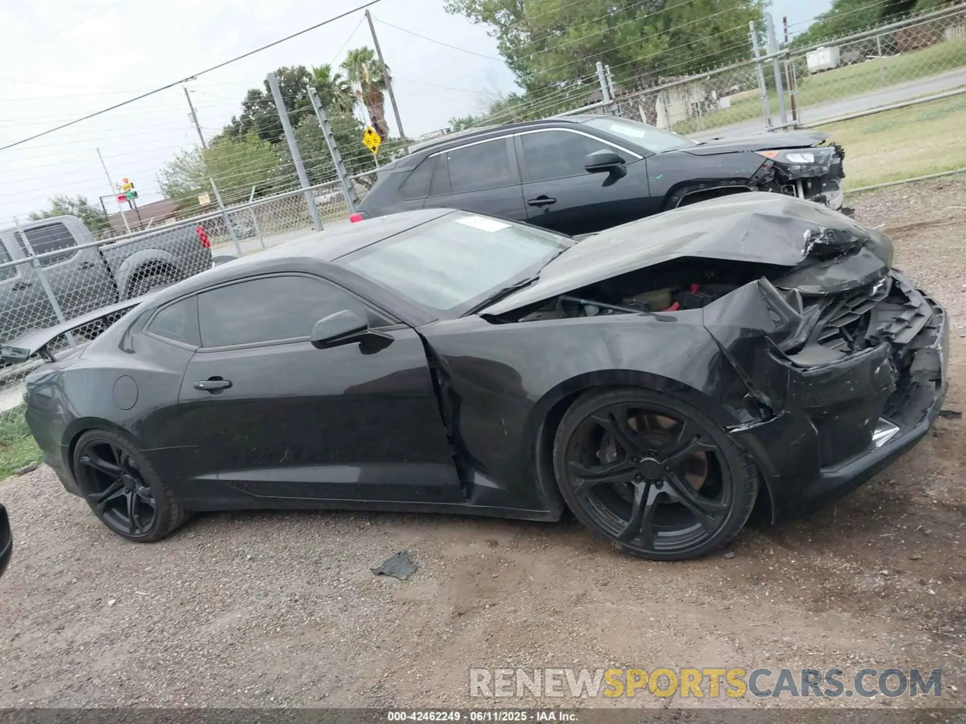13 Photograph of a damaged car 1G1FB1RS2L0137243 CHEVROLET CAMARO 2020