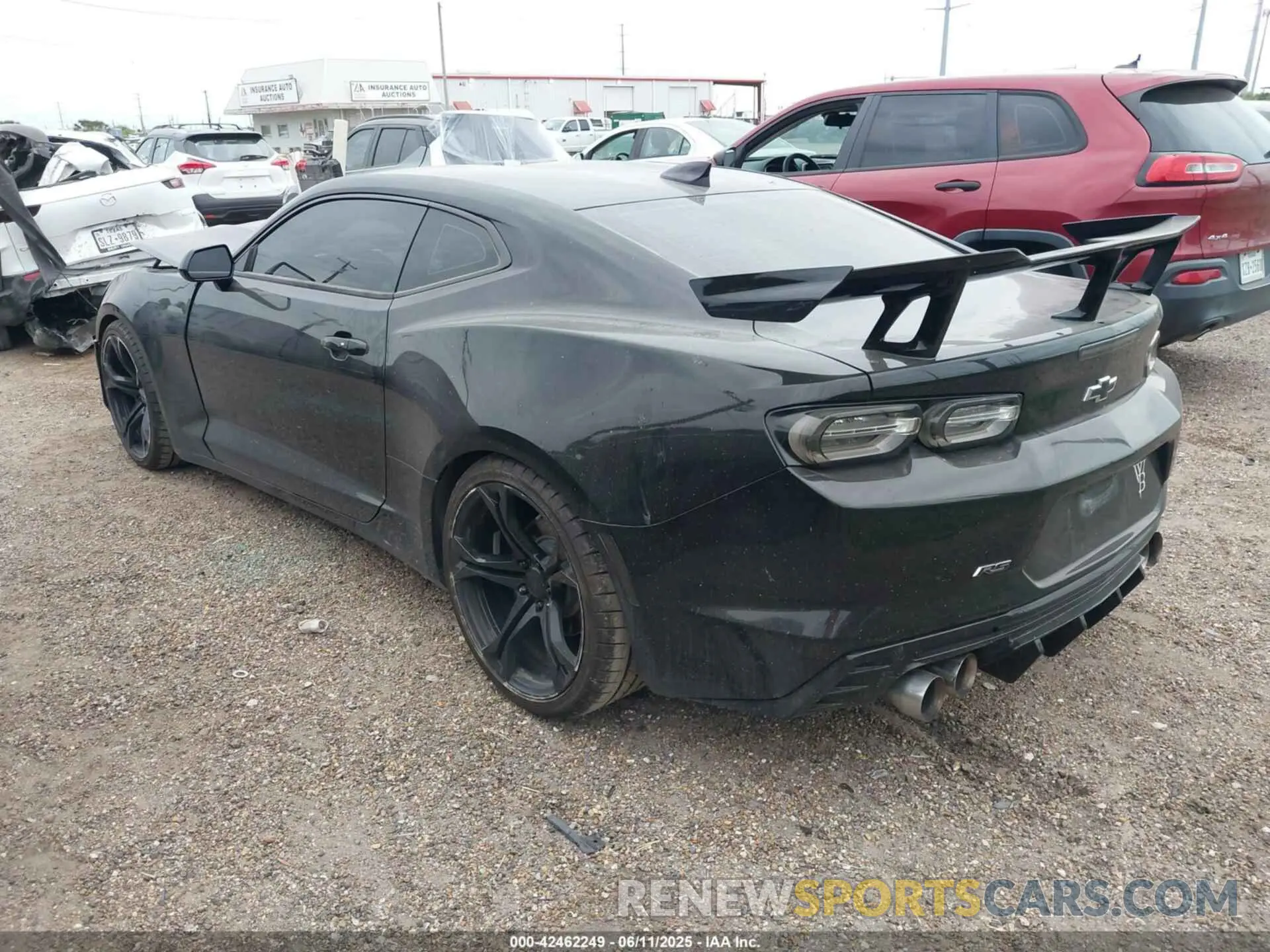 3 Photograph of a damaged car 1G1FB1RS2L0137243 CHEVROLET CAMARO 2020