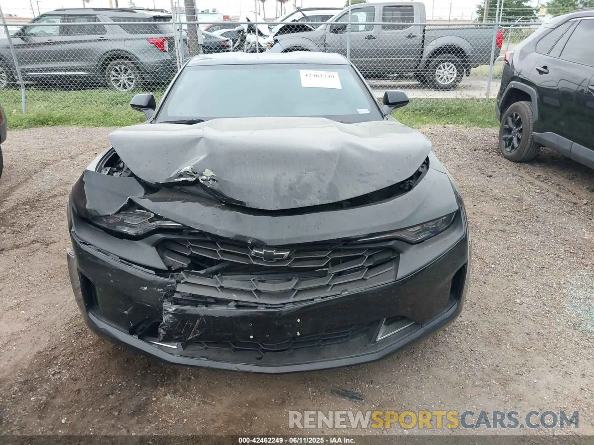 6 Photograph of a damaged car 1G1FB1RS2L0137243 CHEVROLET CAMARO 2020