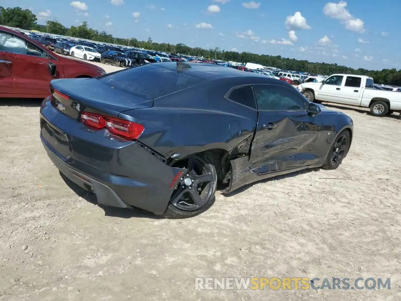 3 Фотография поврежденного автомобиля 1G1FB1RS3L0101304 CHEVROLET CAMARO 2020