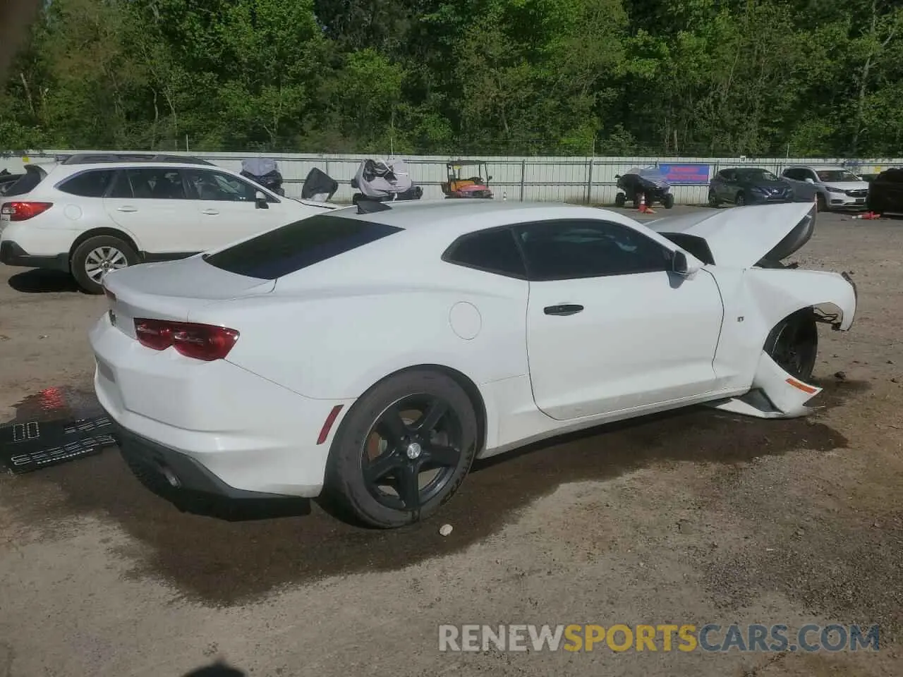3 Photograph of a damaged car 1G1FB1RS9L0108175 CHEVROLET CAMARO 2020