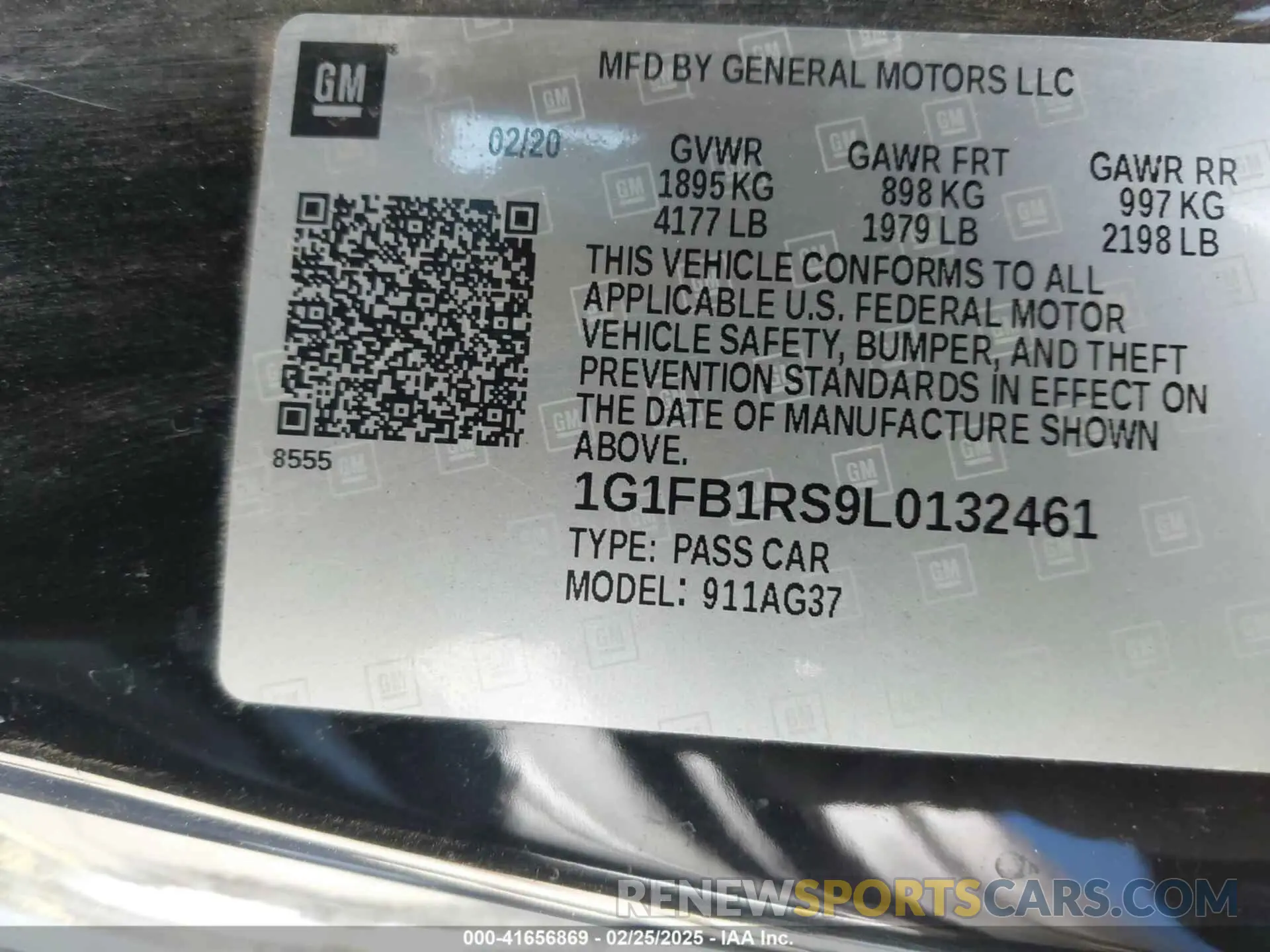 9 Photograph of a damaged car 1G1FB1RS9L0132461 CHEVROLET CAMARO 2020