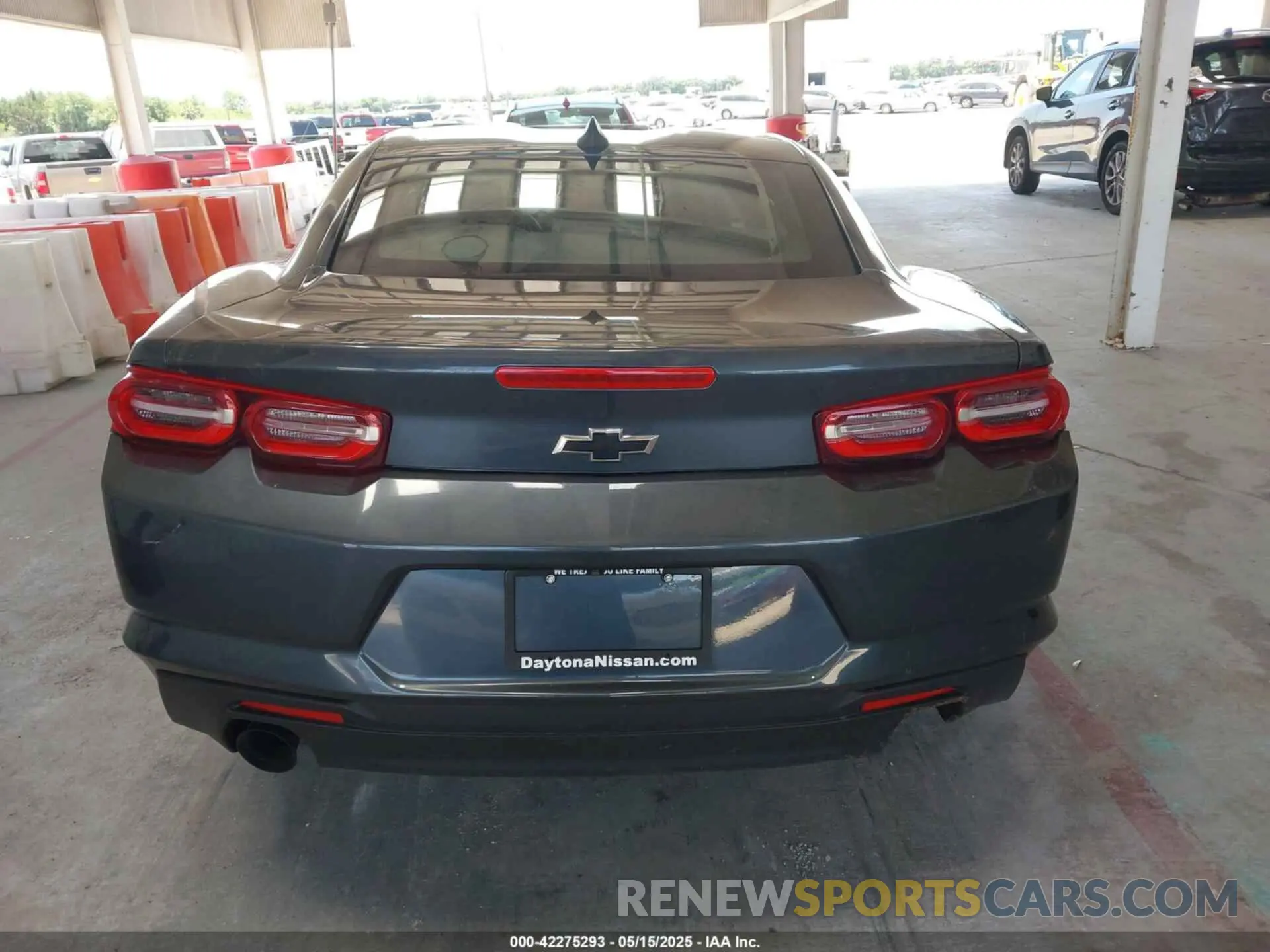 17 Photograph of a damaged car 1G1FB1RX1L0106691 CHEVROLET CAMARO 2020