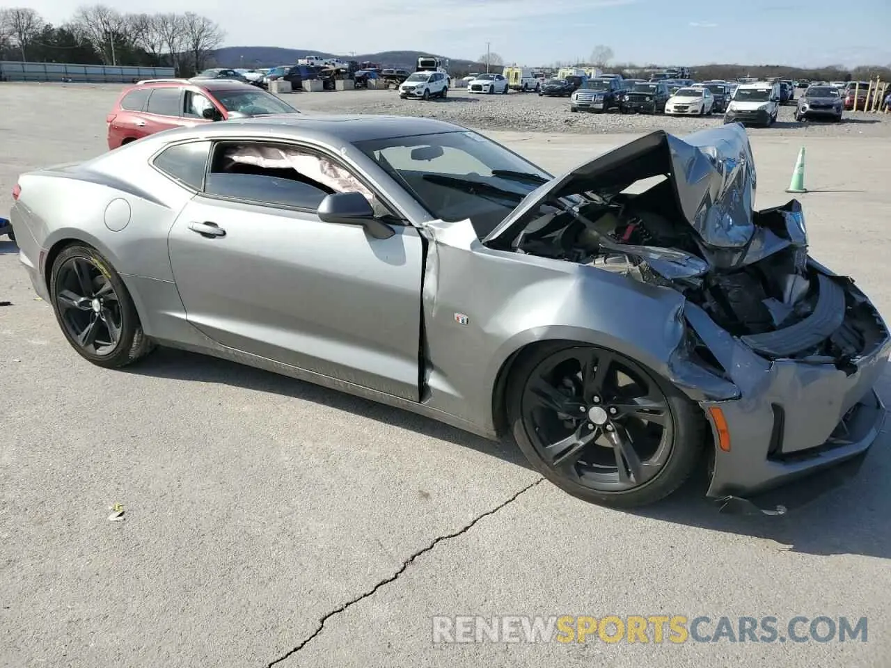 4 Photograph of a damaged car 1G1FB1RX2L0108126 CHEVROLET CAMARO 2020