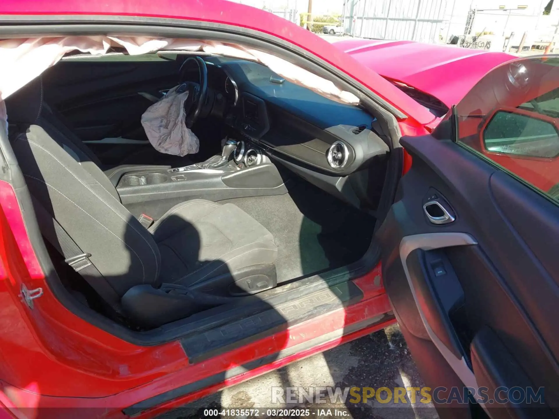 5 Фотография поврежденного автомобиля 1G1FB1RX2L0122611 CHEVROLET CAMARO 2020
