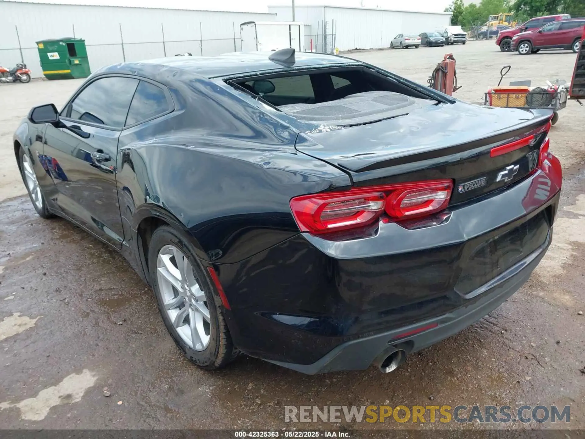 3 Photograph of a damaged car 1G1FB1RX4L0140365 CHEVROLET CAMARO 2020
