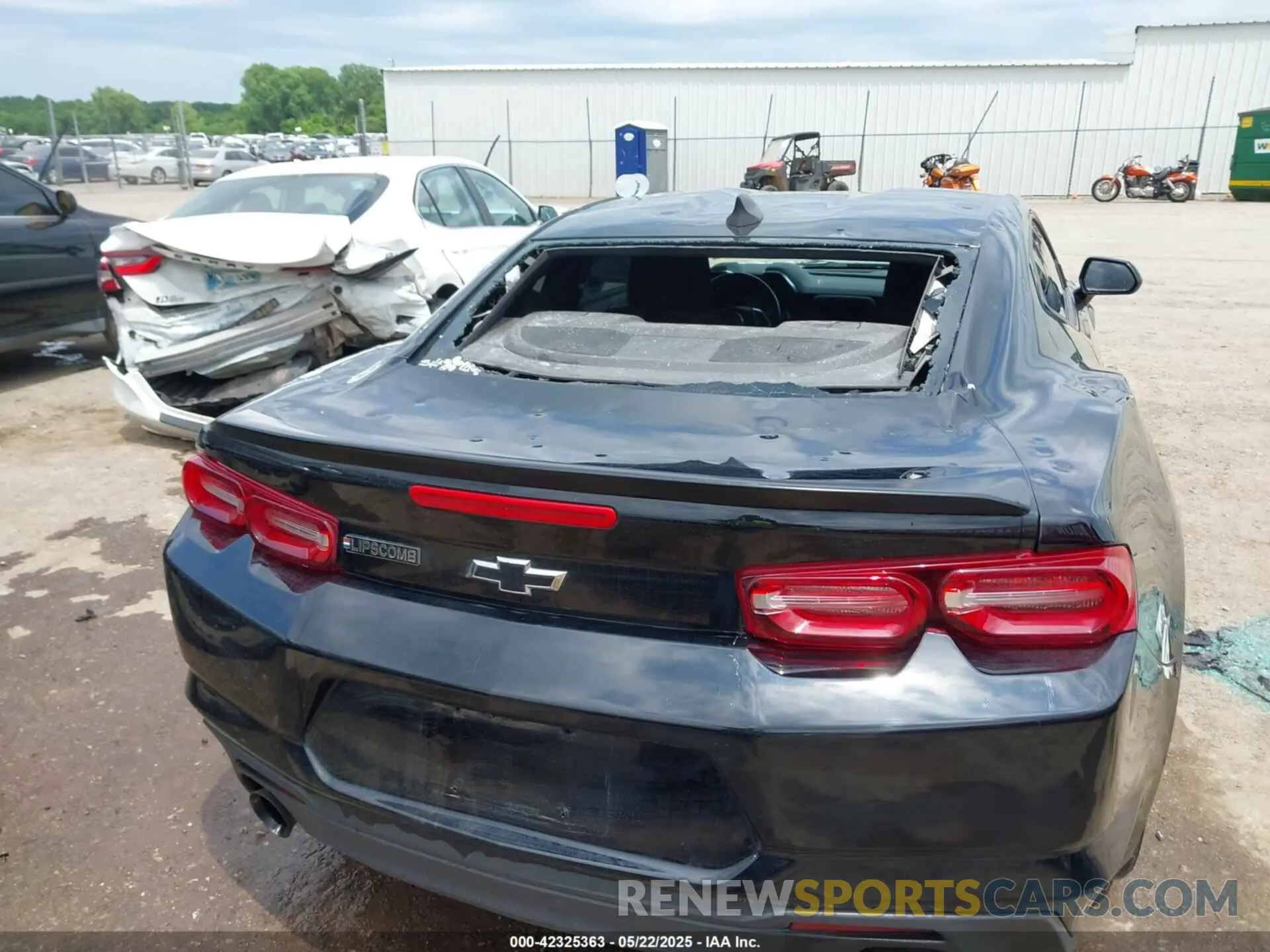 6 Photograph of a damaged car 1G1FB1RX4L0140365 CHEVROLET CAMARO 2020