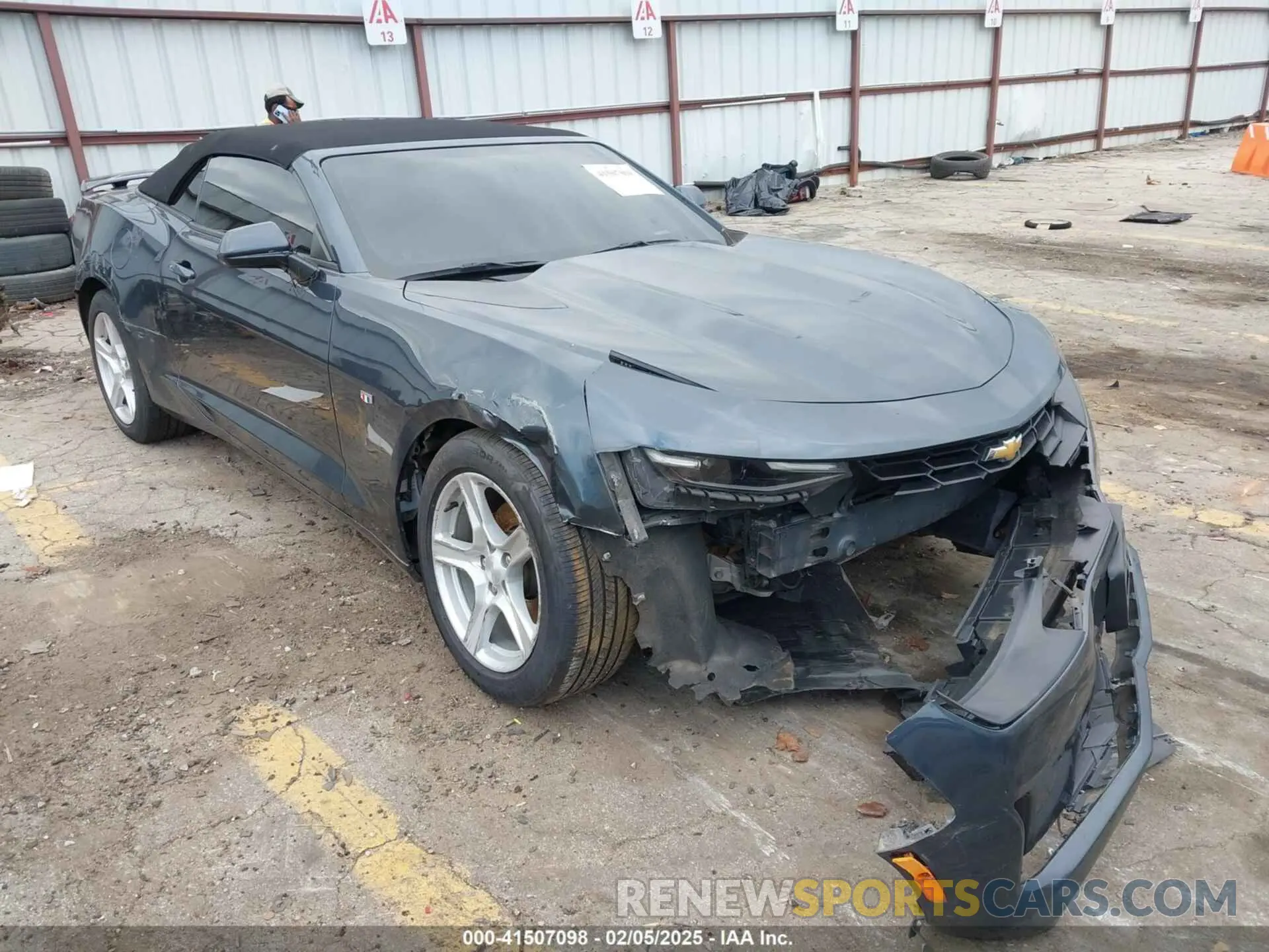 1 Photograph of a damaged car 1G1FB3DS5L0105826 CHEVROLET CAMARO 2020