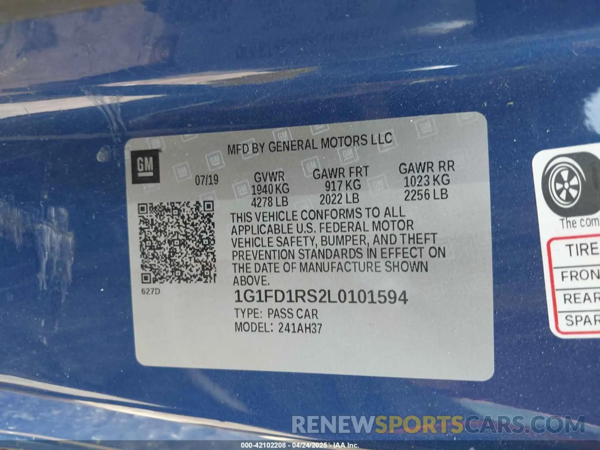 9 Photograph of a damaged car 1G1FD1RS2L0101594 CHEVROLET CAMARO 2020