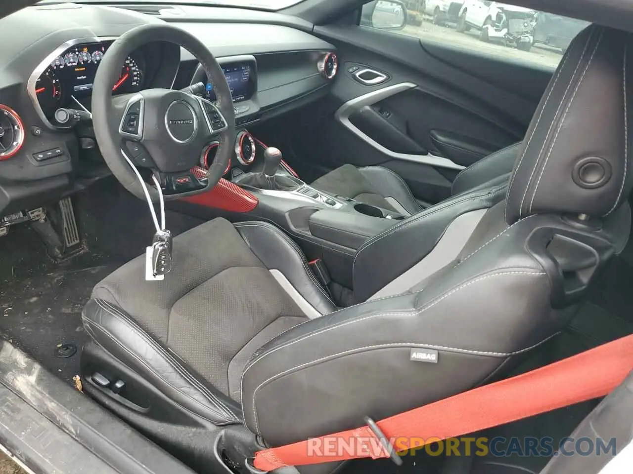 8 Фотография поврежденного автомобиля 1G1FE1R78L0141042 CHEVROLET CAMARO 2020