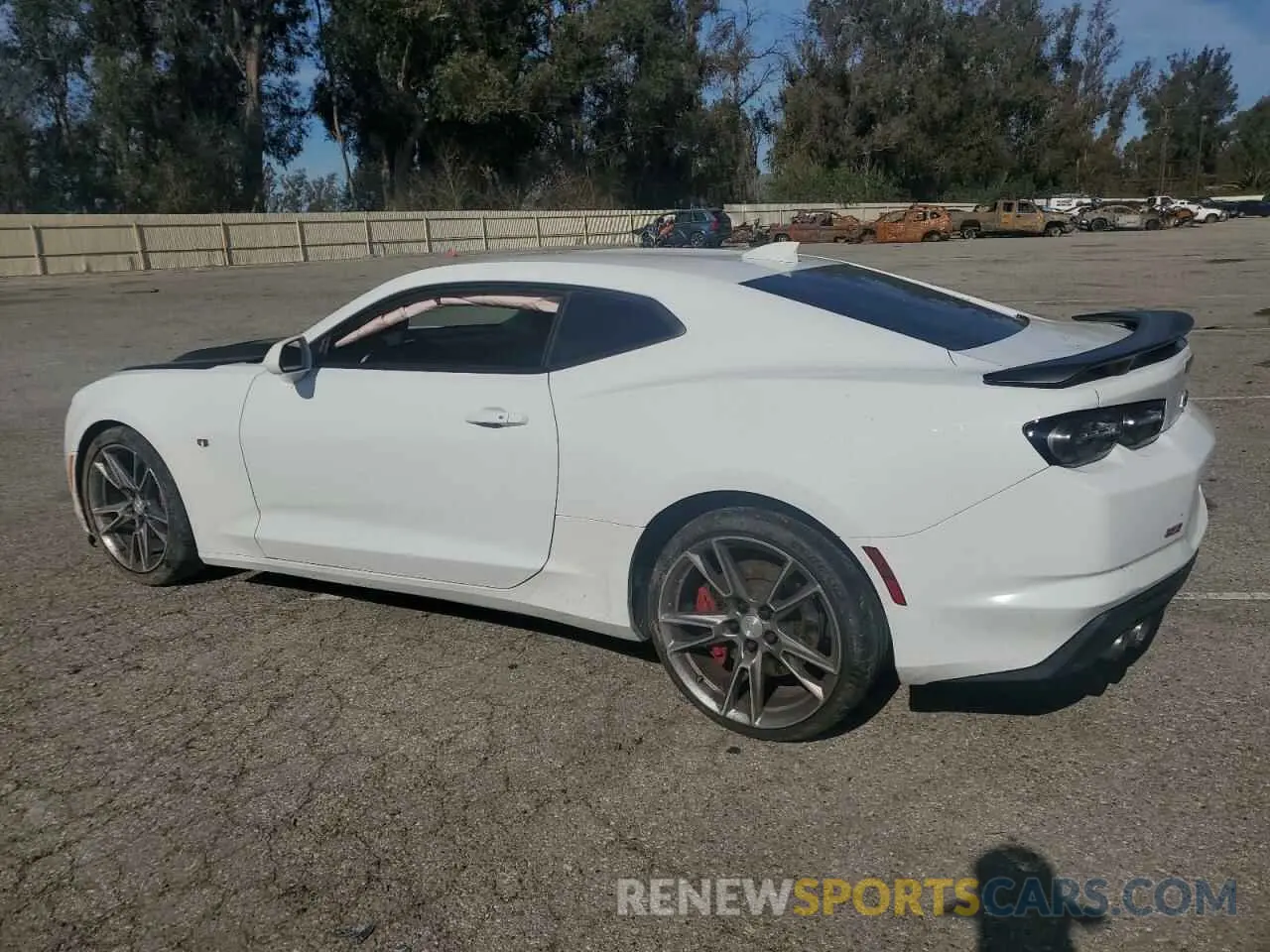 2 Photograph of a damaged car 1G1FF1R7XL0110159 CHEVROLET CAMARO 2020