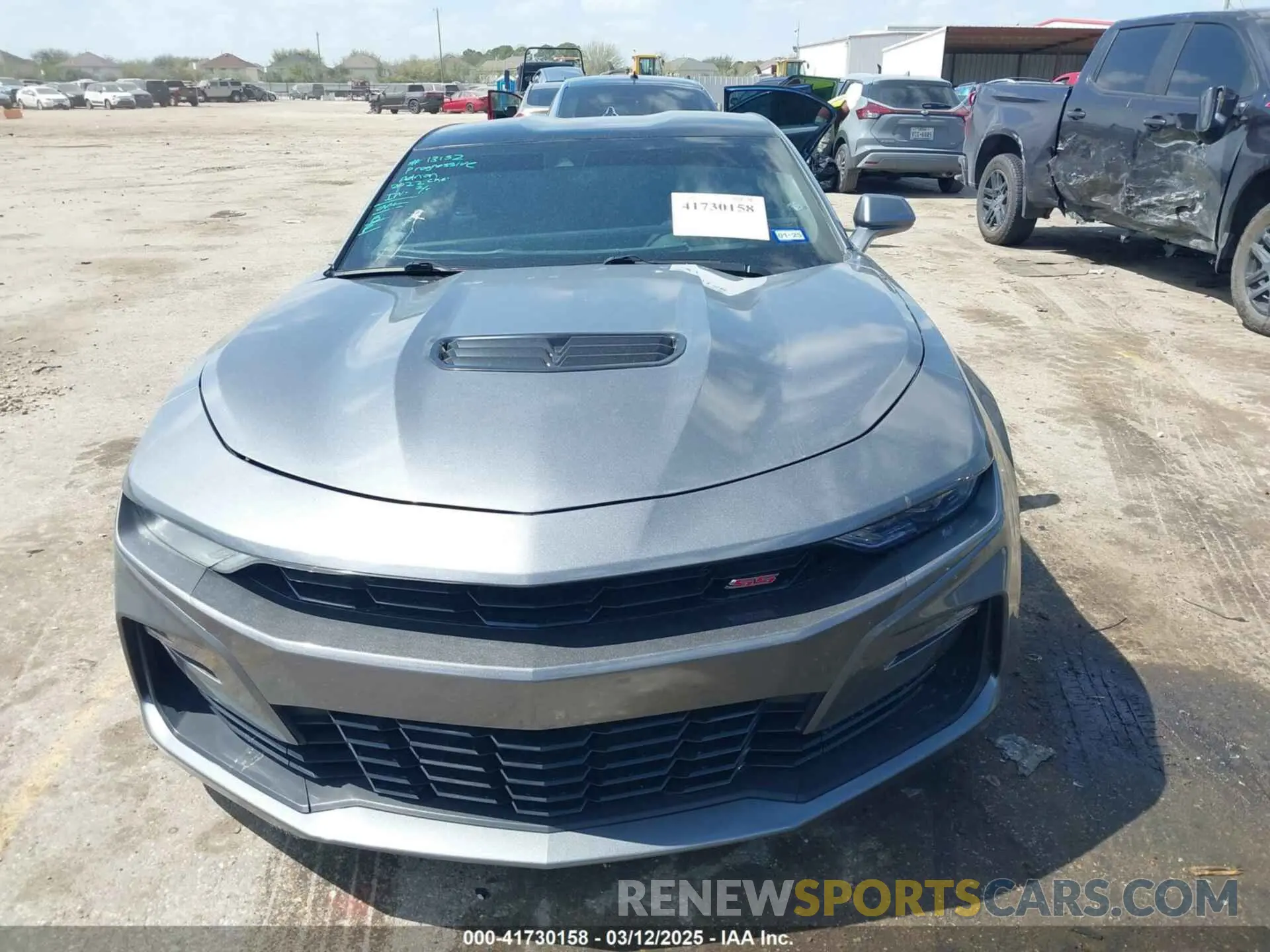 11 Photograph of a damaged car 1G1FG1R71L0114890 CHEVROLET CAMARO 2020