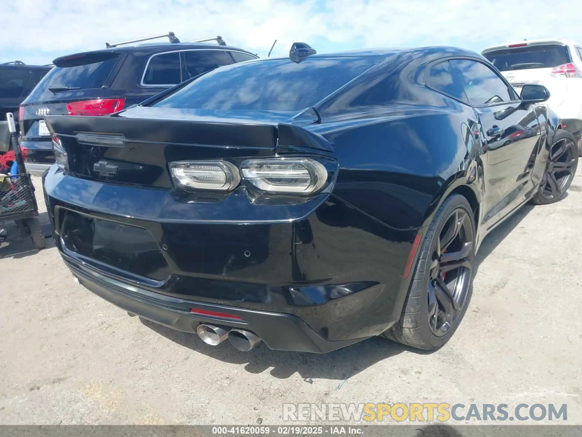 4 Photograph of a damaged car 1G1FG1R72L0138437 CHEVROLET CAMARO 2020