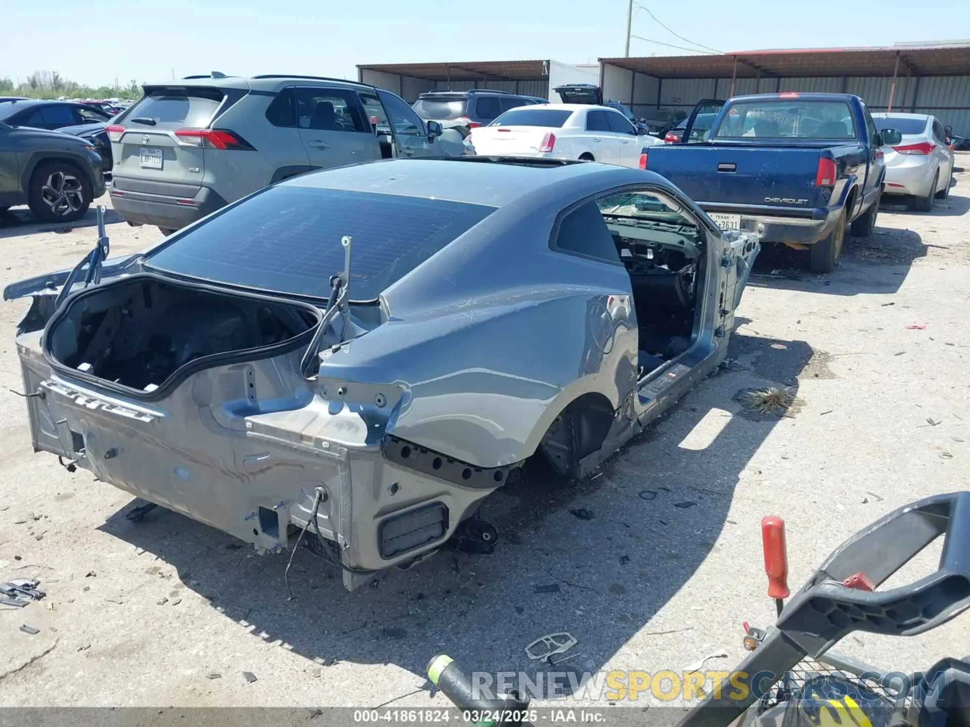 4 Фотография поврежденного автомобиля 1G1FK1R67L0106928 CHEVROLET CAMARO 2020