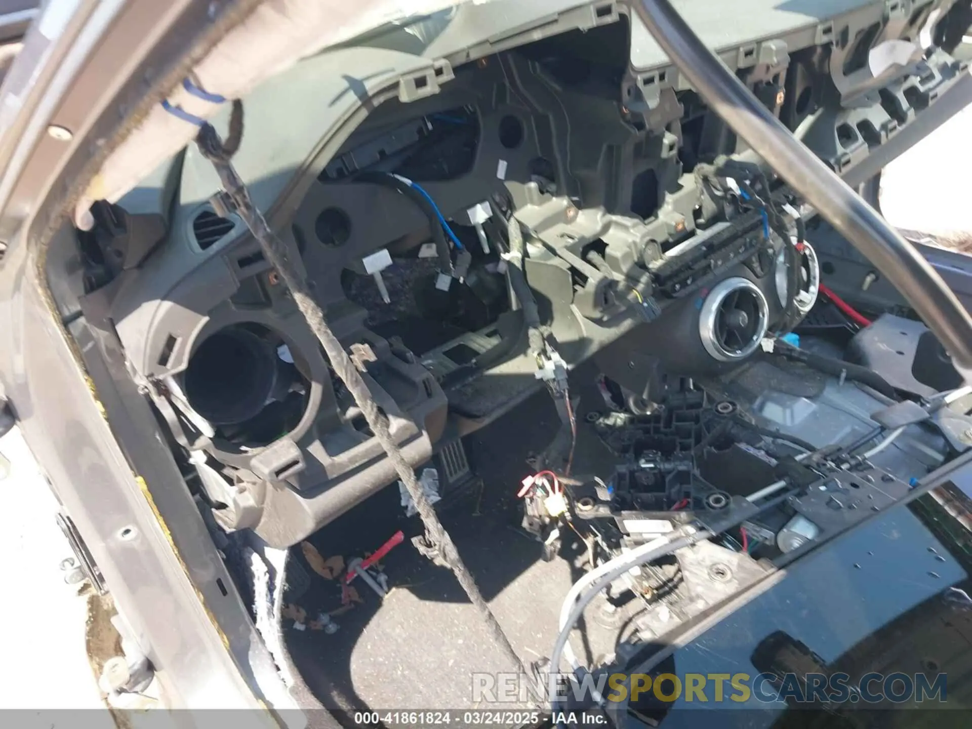7 Фотография поврежденного автомобиля 1G1FK1R67L0106928 CHEVROLET CAMARO 2020