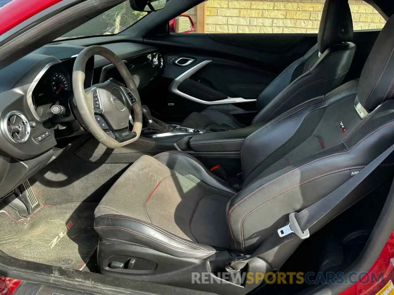5 Photograph of a damaged car 1G1FK3D6XL0139943 CHEVROLET CAMARO 2020