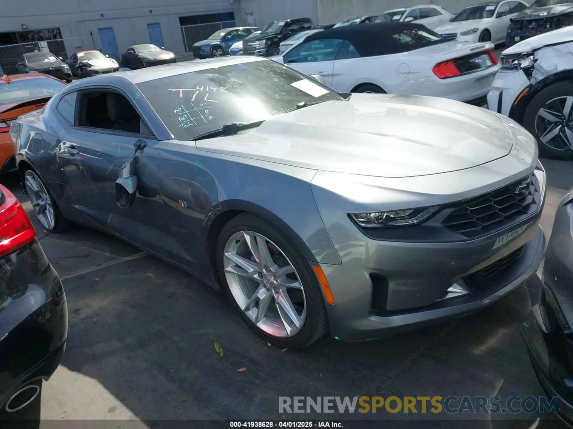 1 Фотография поврежденного автомобиля 1G1FB1RS0M0102492 CHEVROLET CAMARO 2021