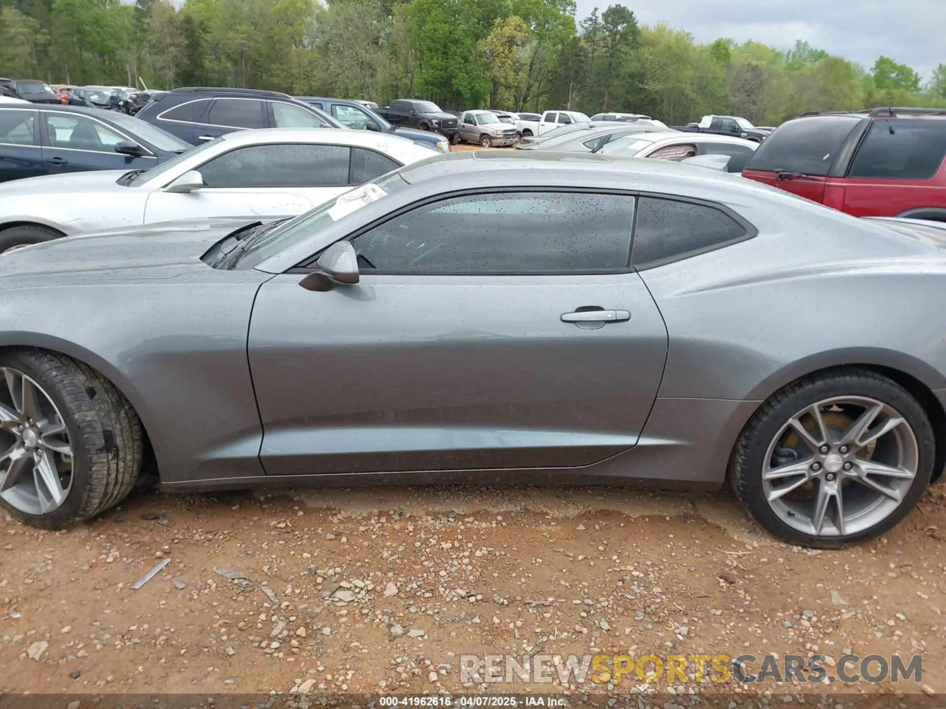 14 Фотография поврежденного автомобиля 1G1FB1RS3M0105869 CHEVROLET CAMARO 2021