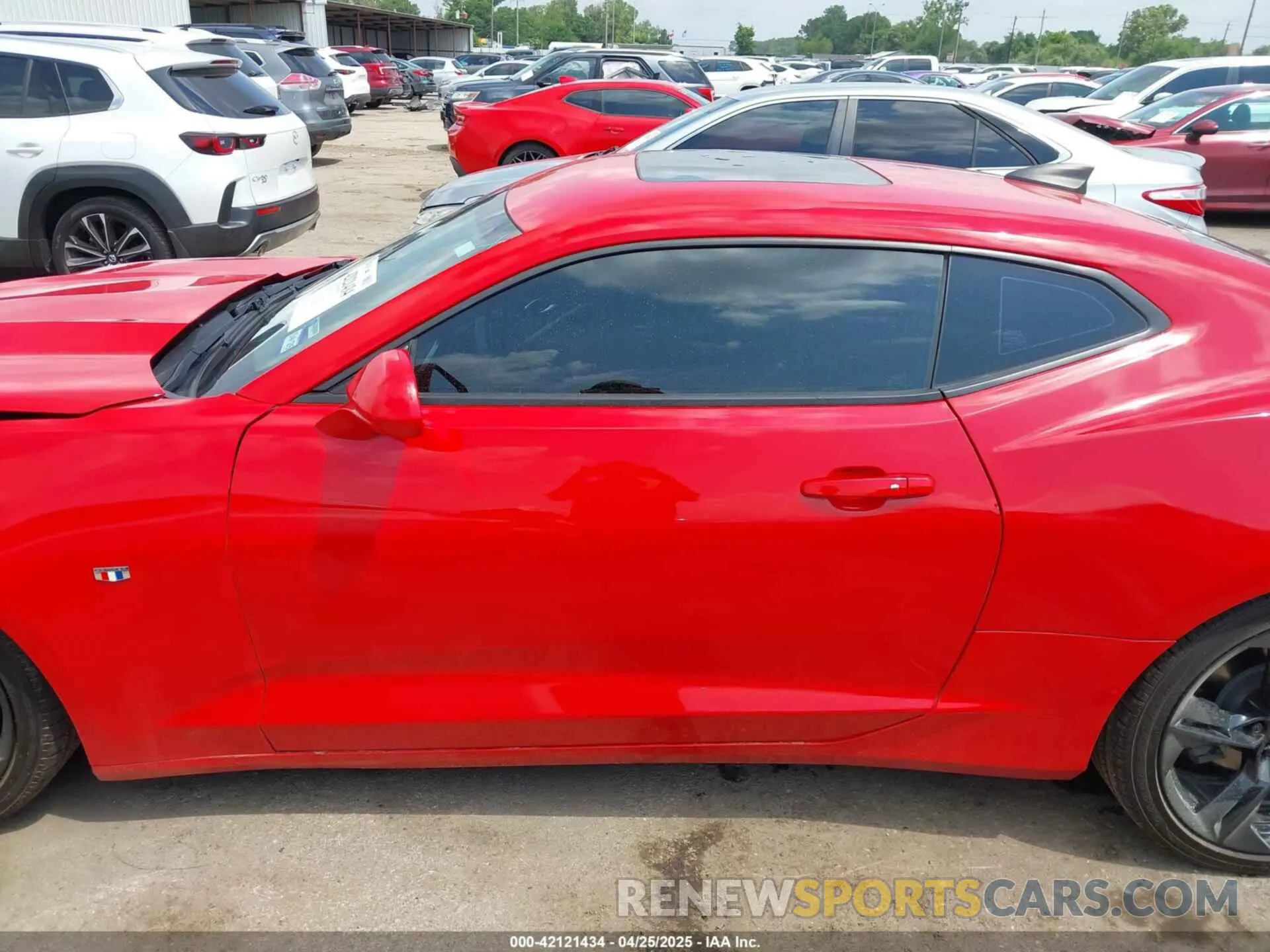 14 Фотография поврежденного автомобиля 1G1FB1RS8M0141881 CHEVROLET CAMARO 2021