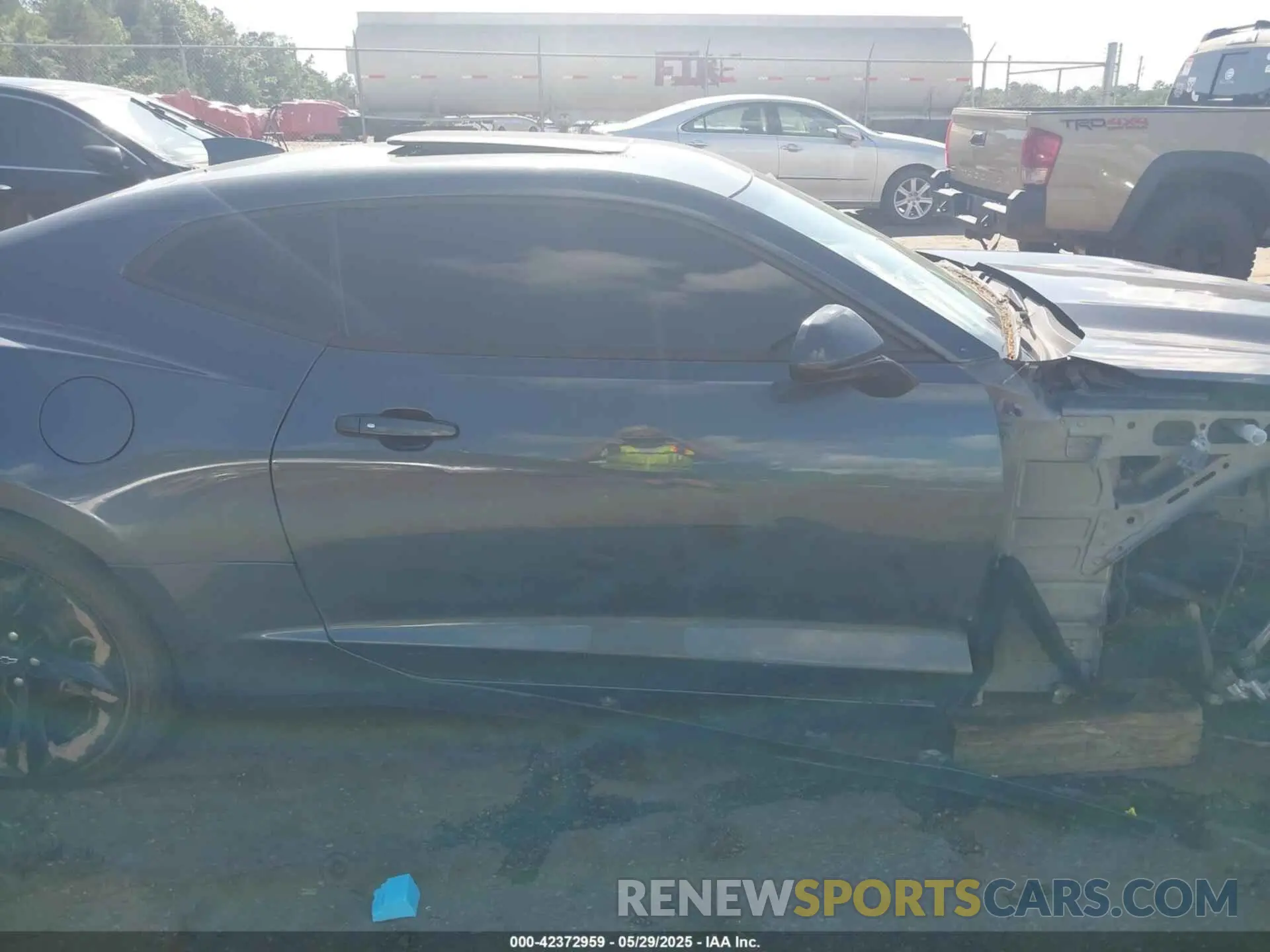 13 Фотография поврежденного автомобиля 1G1FB1RS9M0100465 CHEVROLET CAMARO 2021
