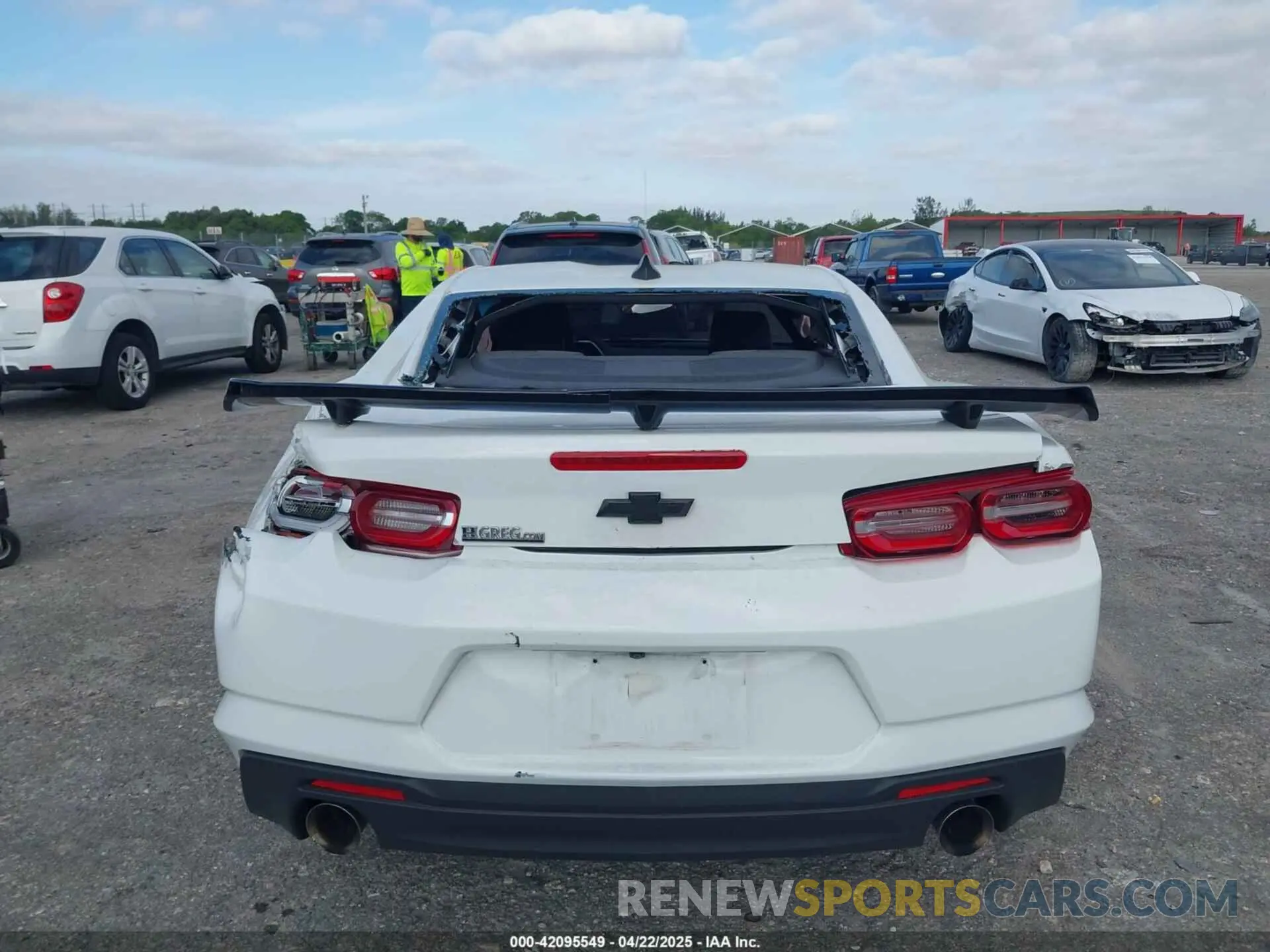 15 Фотография поврежденного автомобиля 1G1FB1RX1M0101783 CHEVROLET CAMARO 2021