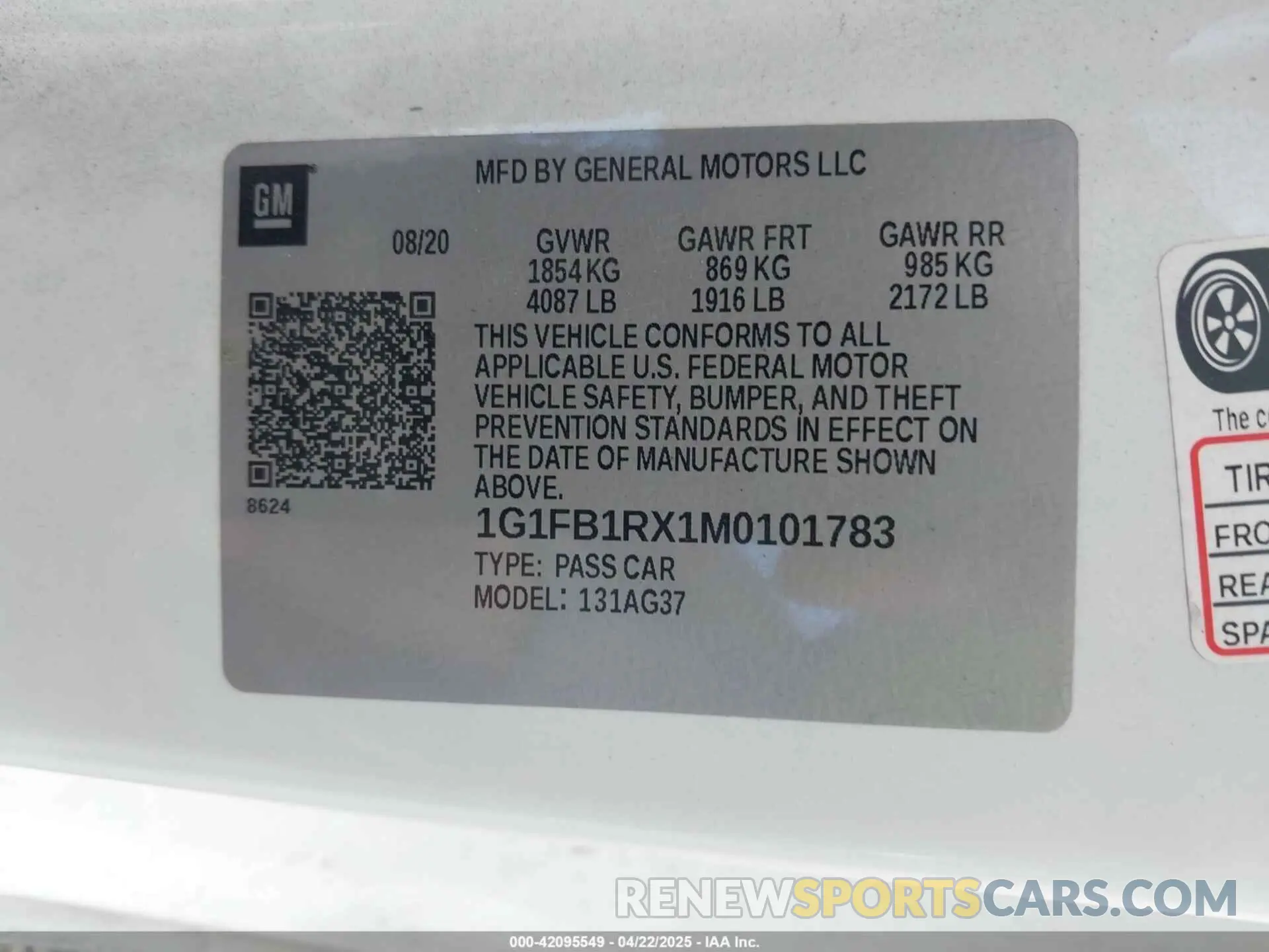 9 Фотография поврежденного автомобиля 1G1FB1RX1M0101783 CHEVROLET CAMARO 2021
