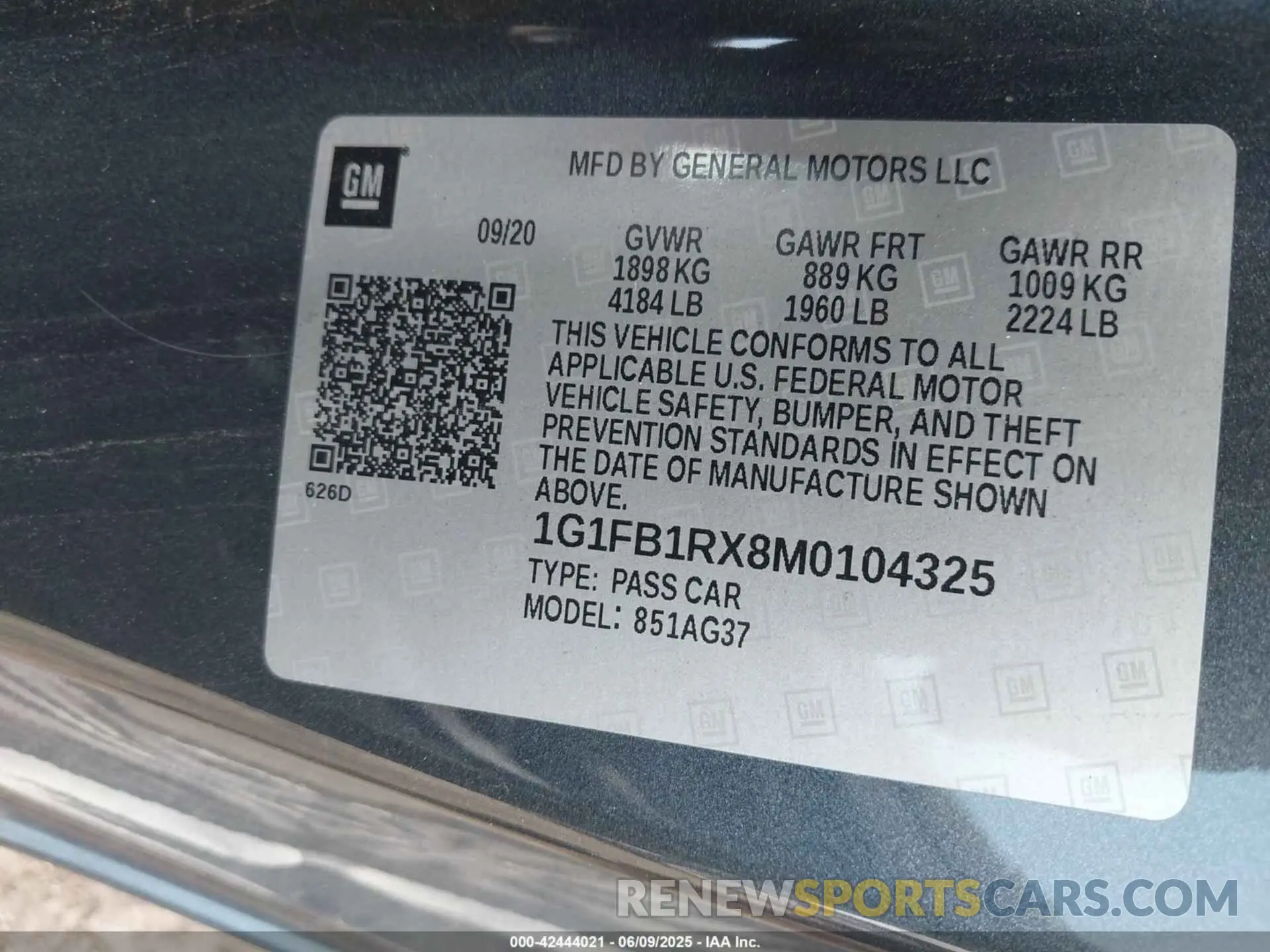 9 Фотография поврежденного автомобиля 1G1FB1RX8M0104325 CHEVROLET CAMARO 2021