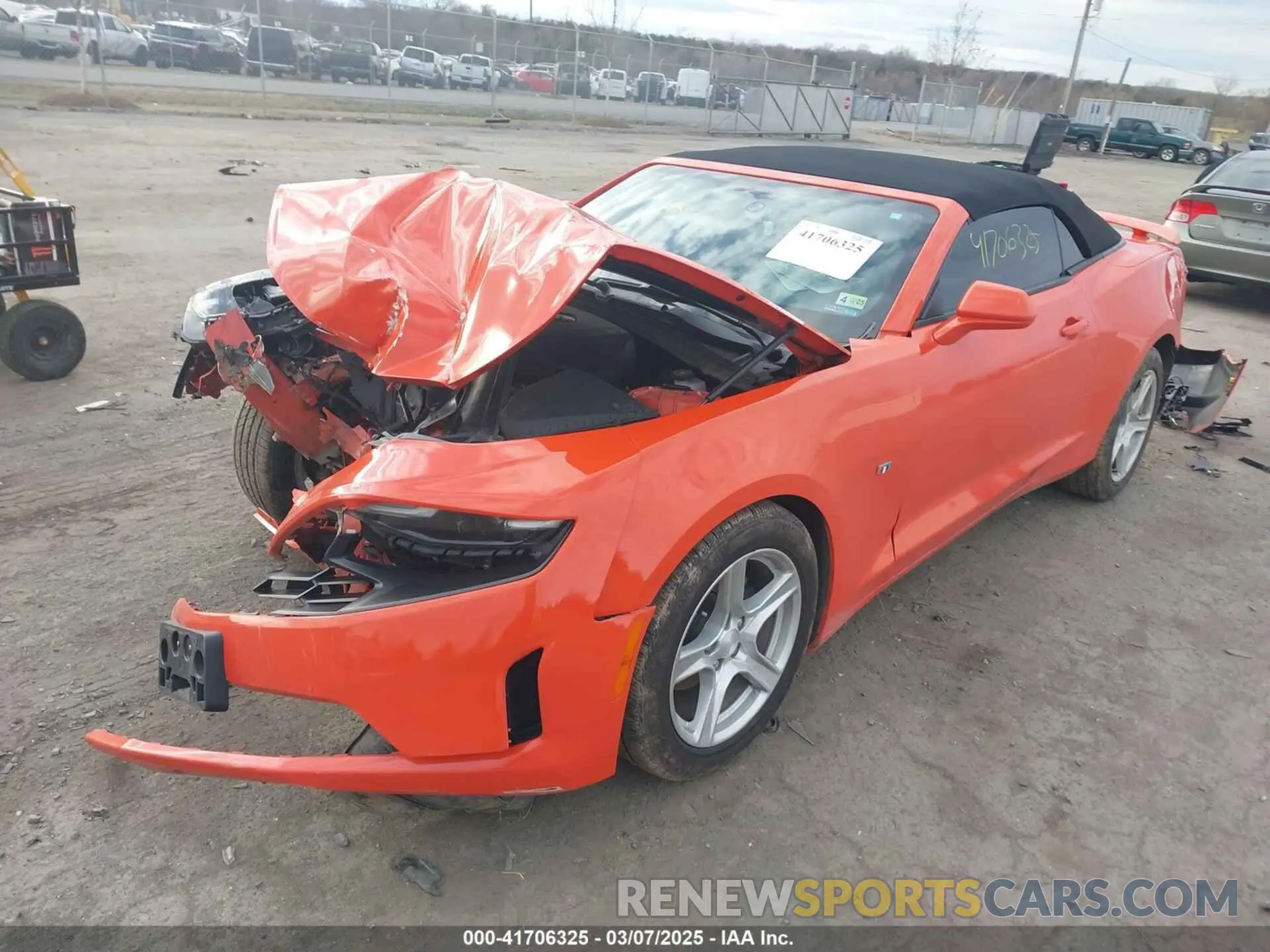2 Фотография поврежденного автомобиля 1G1FB3DS8M0102338 CHEVROLET CAMARO 2021