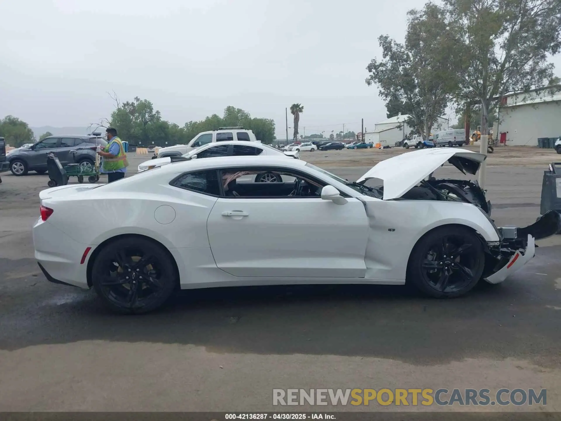 13 Photograph of a damaged car 1G1FD1RS9M0136909 CHEVROLET CAMARO 2021