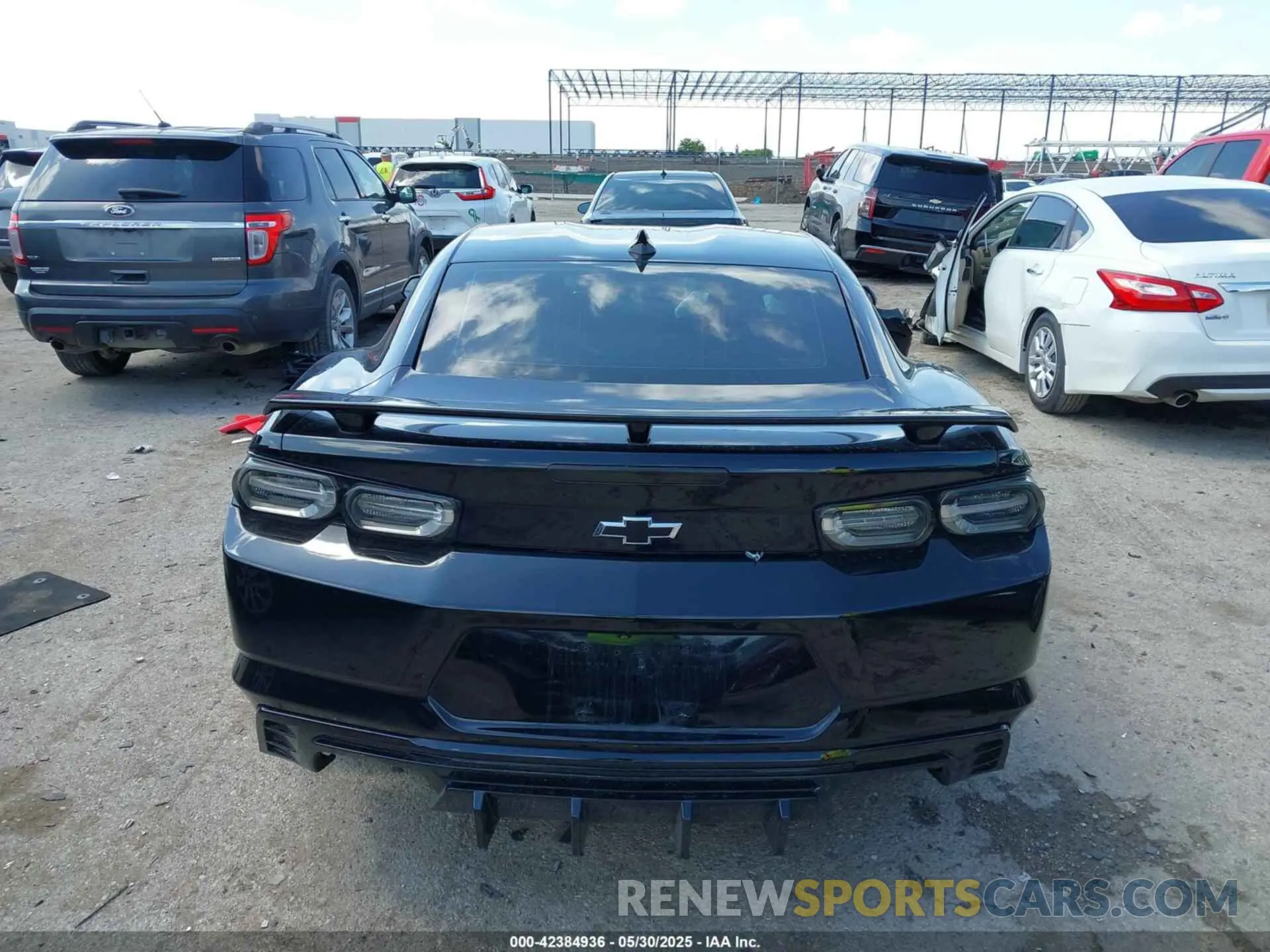 16 Фотография поврежденного автомобиля 1G1FE1R70M0117464 CHEVROLET CAMARO 2021