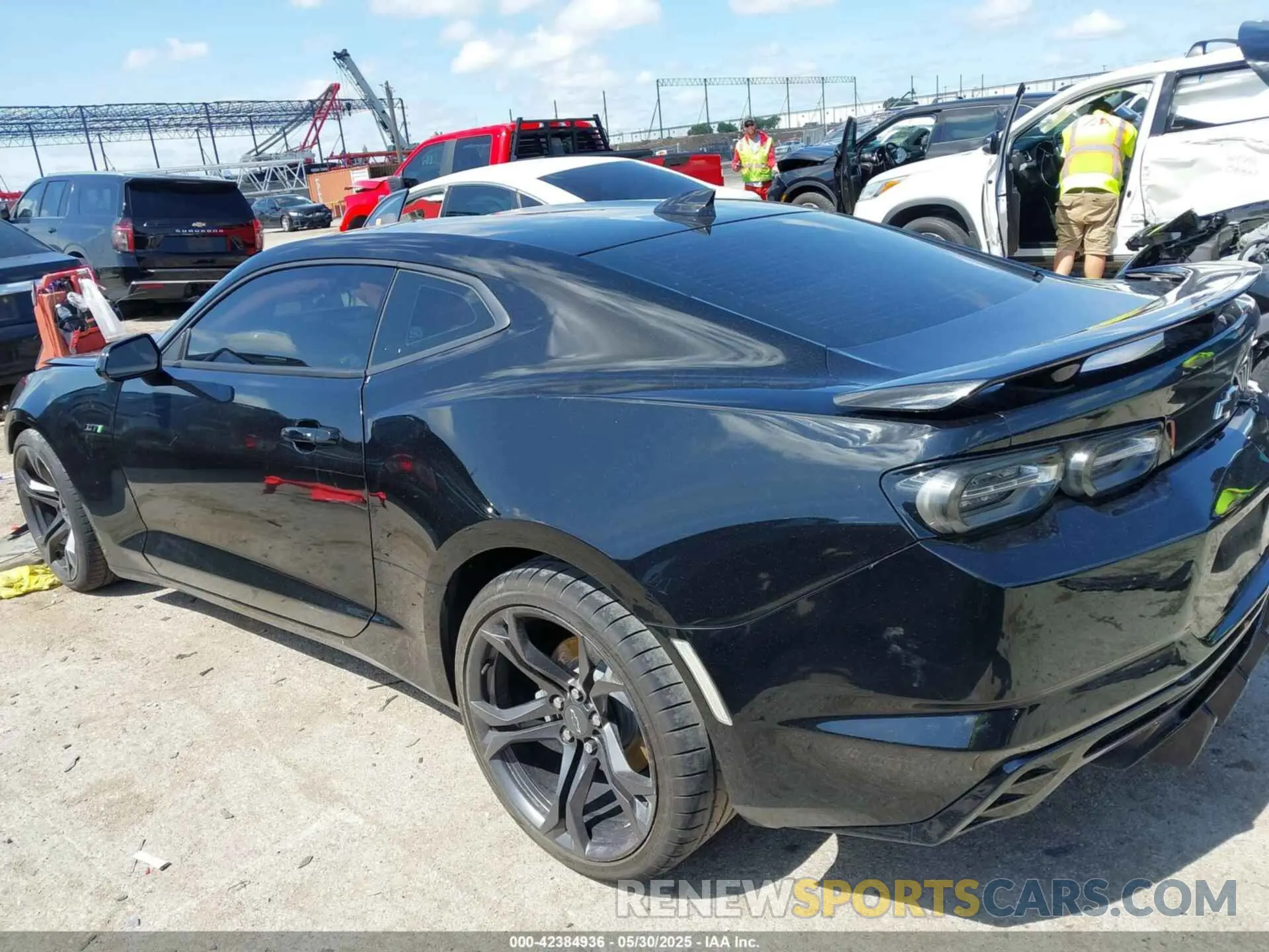 3 Фотография поврежденного автомобиля 1G1FE1R70M0117464 CHEVROLET CAMARO 2021