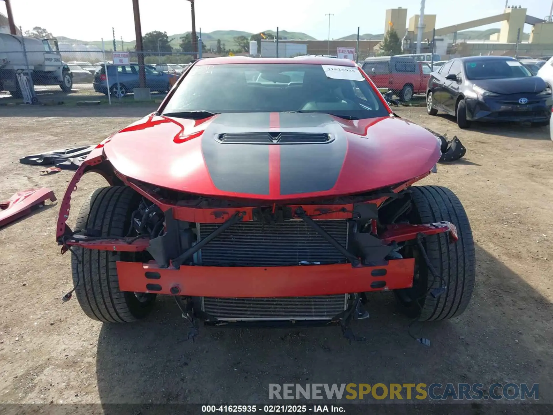 13 Photograph of a damaged car 1G1FE1R79M0141925 CHEVROLET CAMARO 2021