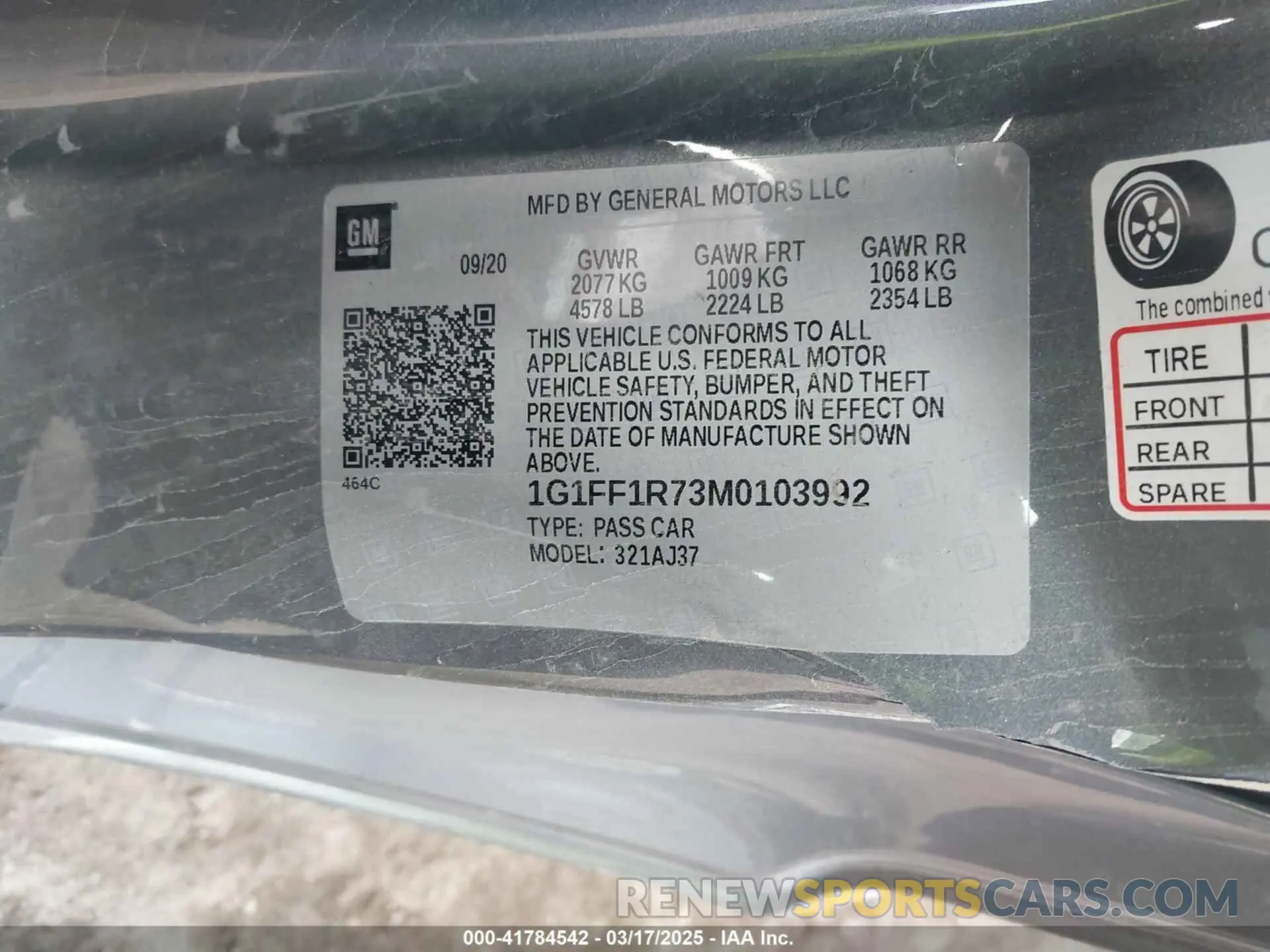 9 Фотография поврежденного автомобиля 1G1FF1R73M0103992 CHEVROLET CAMARO 2021
