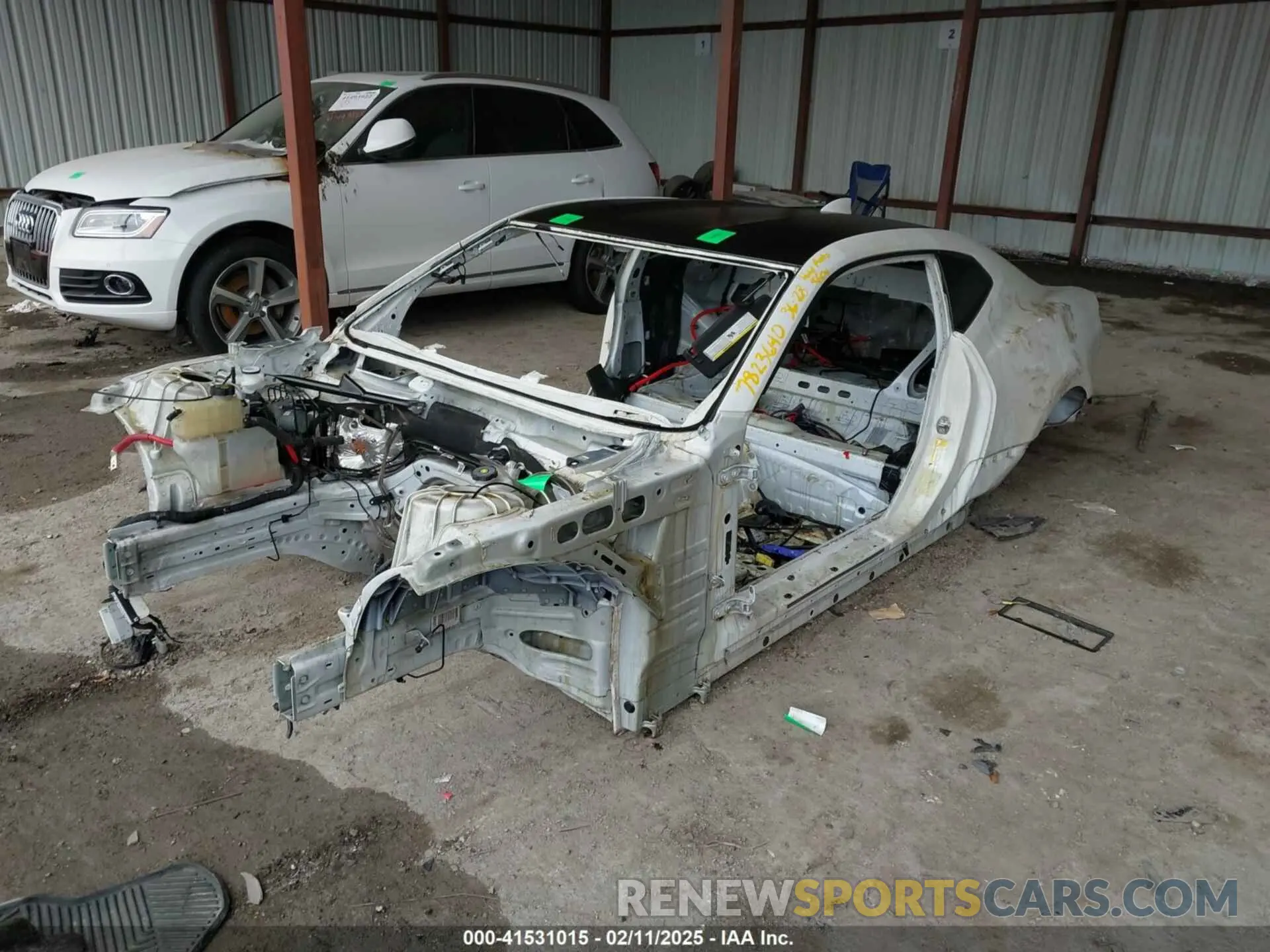 2 Фотография поврежденного автомобиля 1G1FF1R75M0138632 CHEVROLET CAMARO 2021