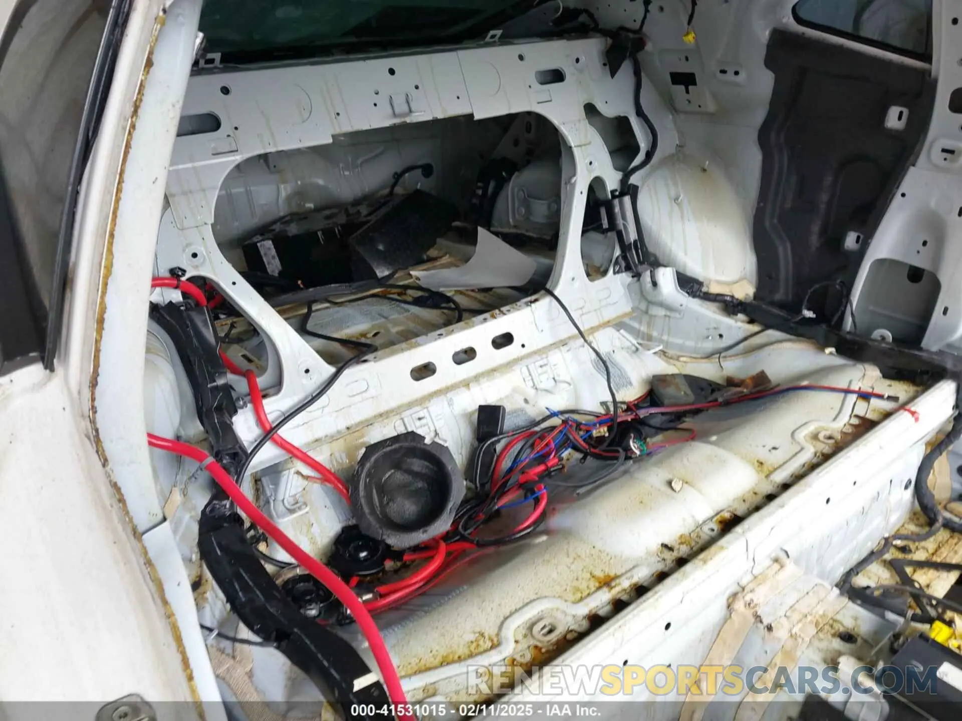 8 Фотография поврежденного автомобиля 1G1FF1R75M0138632 CHEVROLET CAMARO 2021