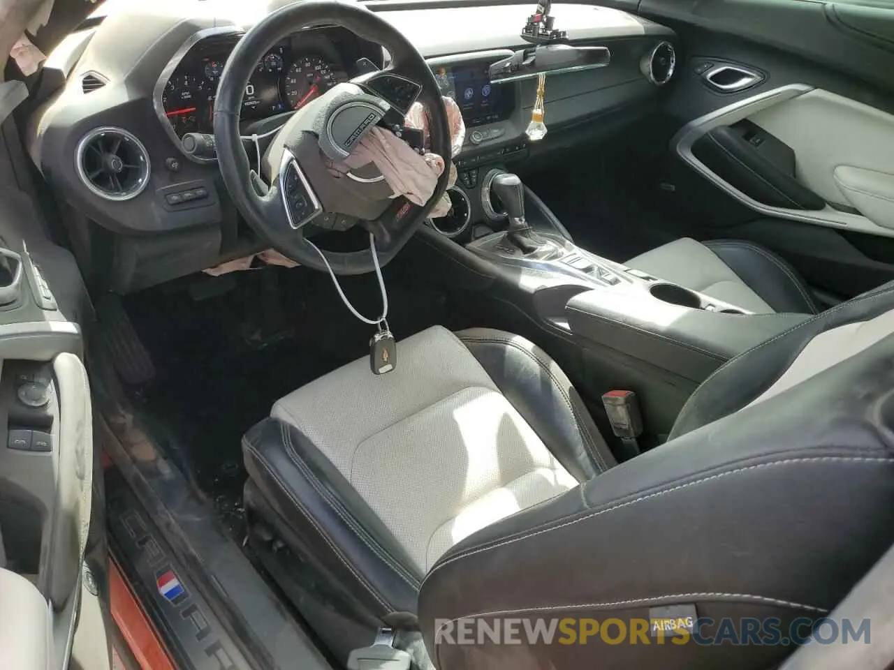 8 Фотография поврежденного автомобиля 1G1FH1R70M0105967 CHEVROLET CAMARO 2021