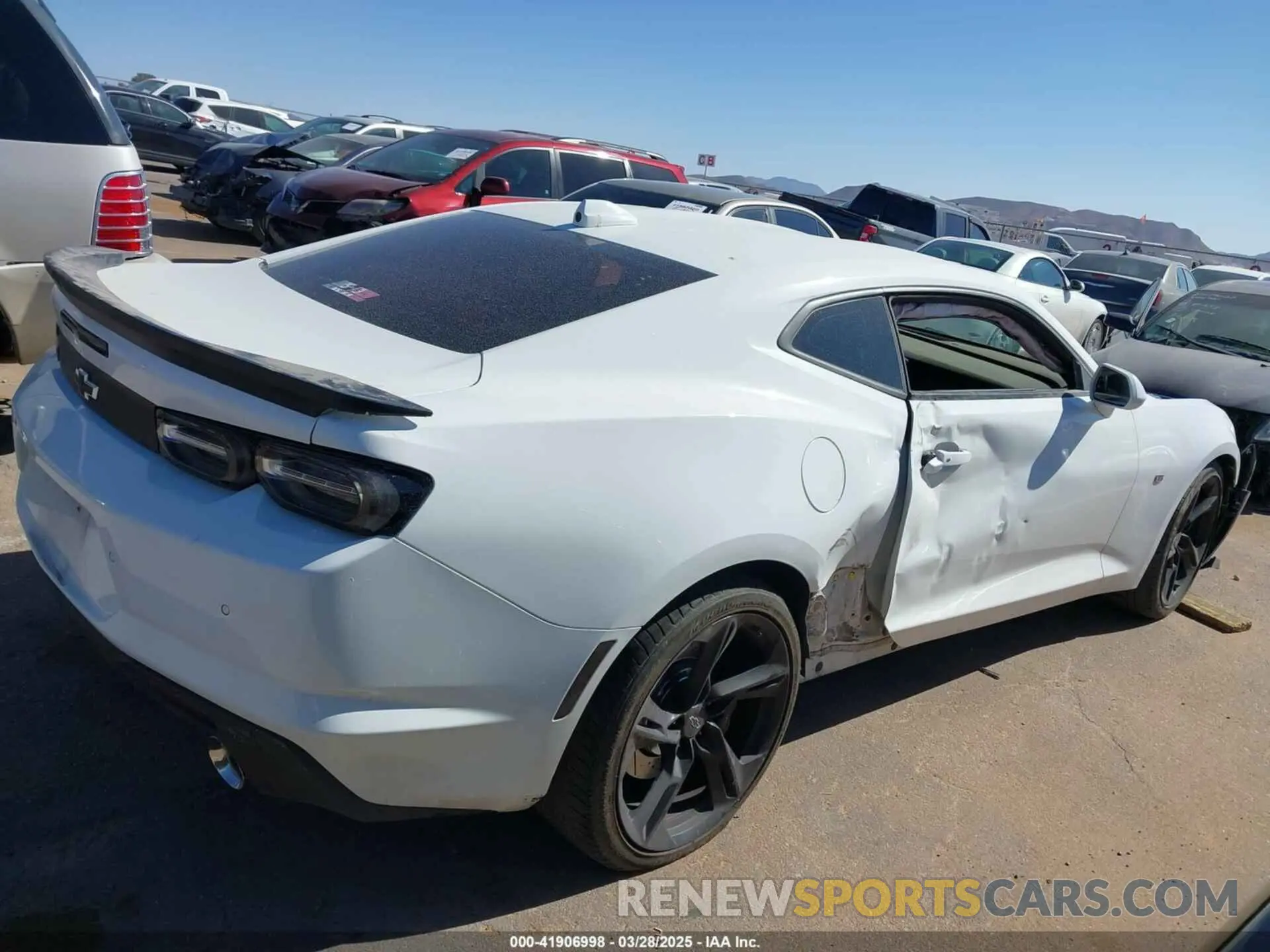 13 Фотография поврежденного автомобиля 1G1FH1R76M0138438 CHEVROLET CAMARO 2021