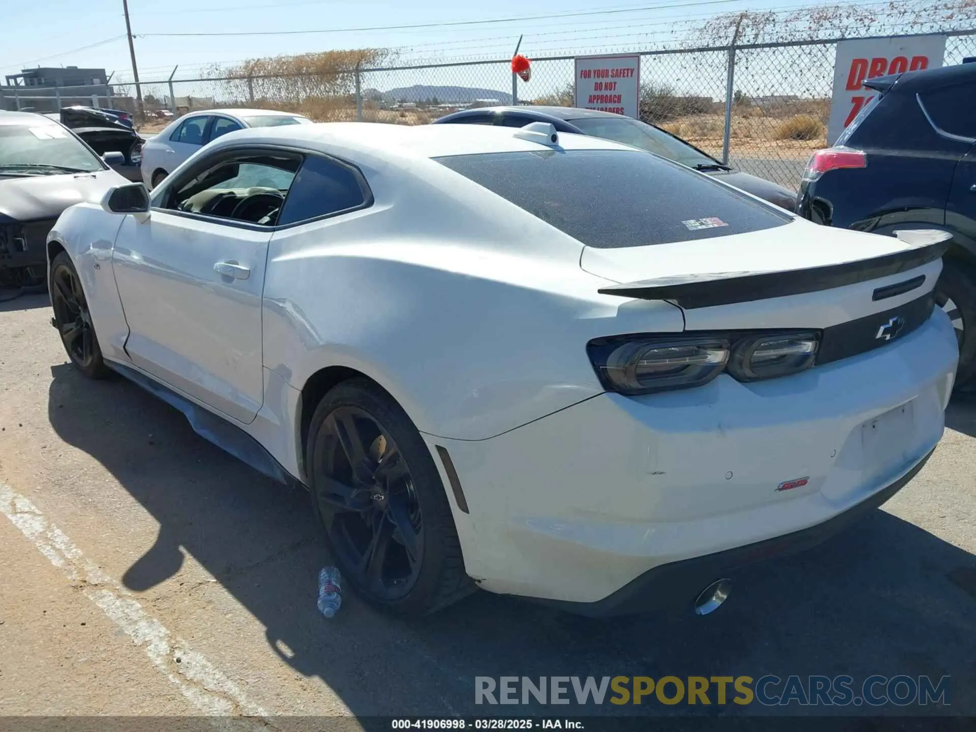 3 Фотография поврежденного автомобиля 1G1FH1R76M0138438 CHEVROLET CAMARO 2021