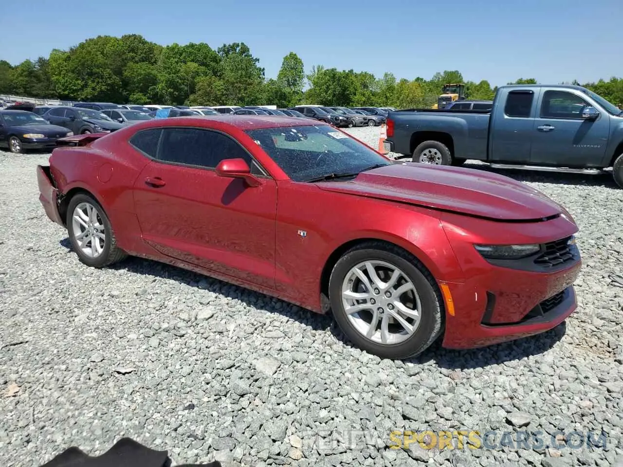 4 Photograph of a damaged car 1G1FB1RX2N0116794 CHEVROLET CAMARO 2022